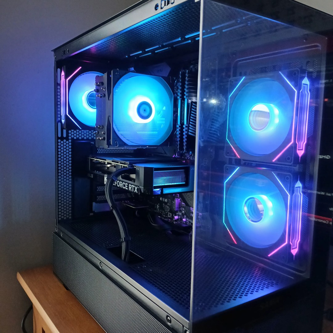 RTX 4060 Ti | Ryzen 7 5700X | 32GB RAM | Jawa