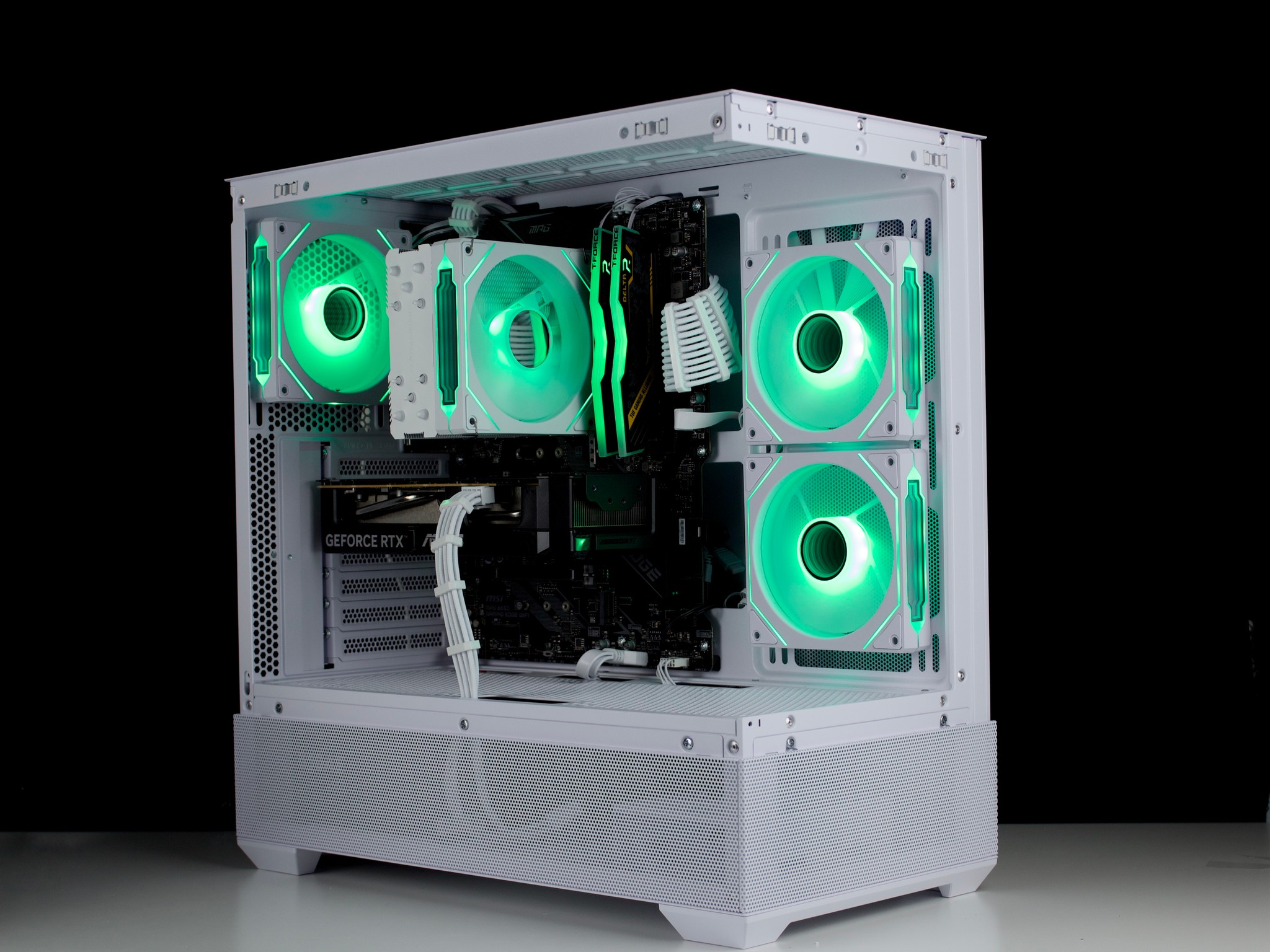 🧊❄️🧊 White Gaming PC – RTX 5060 , Ryzen 5 5500, 16GB RAM, 1TB SSD - WiFi, BlueTooth 🧊❄️🧊