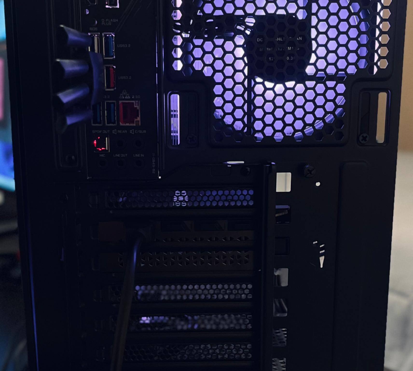 Pro Gaming PC |RTX 5060 // Ryzen 5600 // 32GB DDR4|