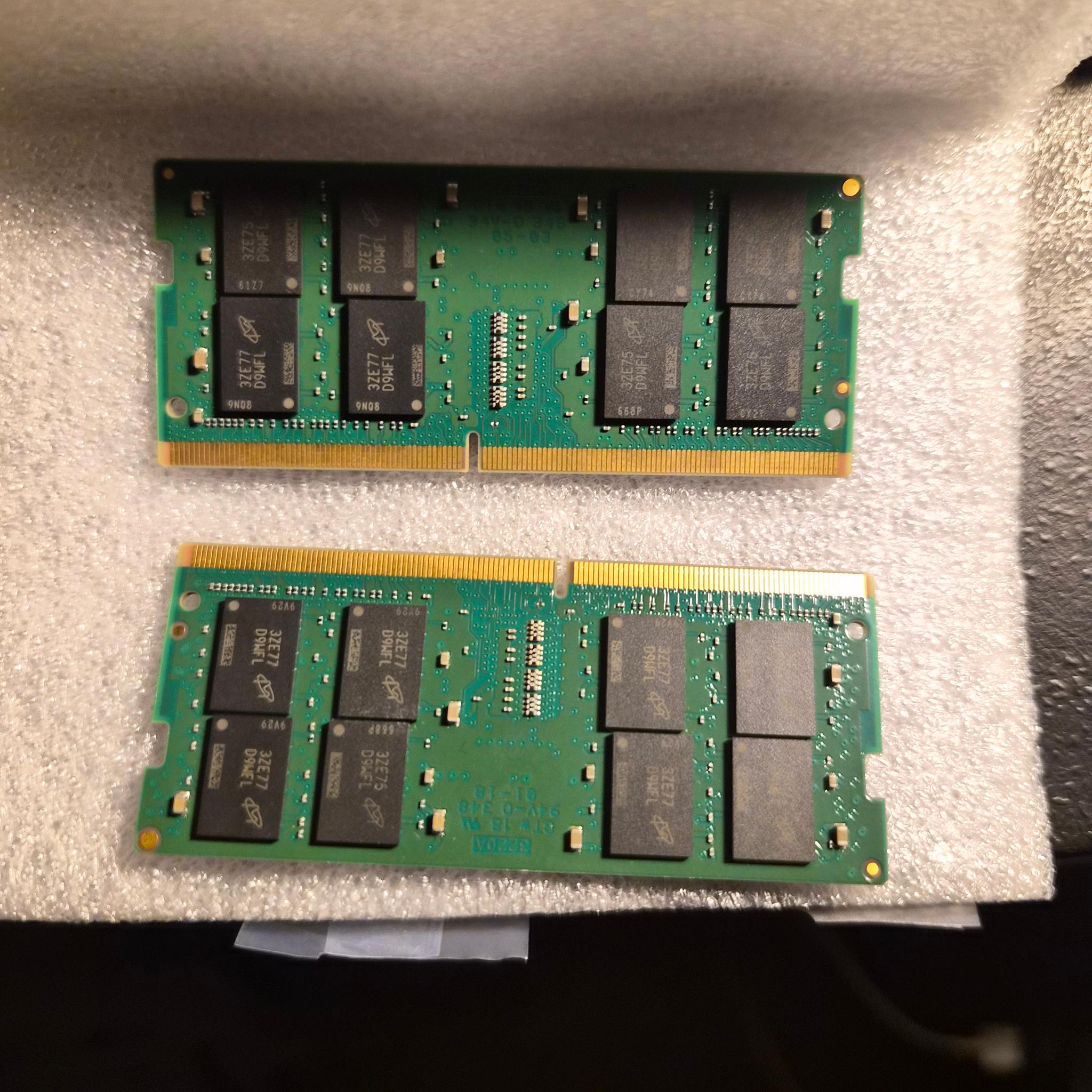 Crucial 32 GB (2 x 16 GB) DDR4-3200