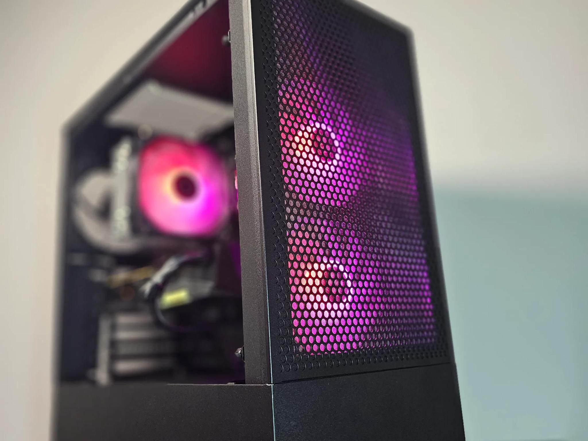 1080p-1440p RGB Gaming PC / RTX 3070 8GB / i5 12400f / 64GB DDR4 / 1TB SSD / WIFI + BT