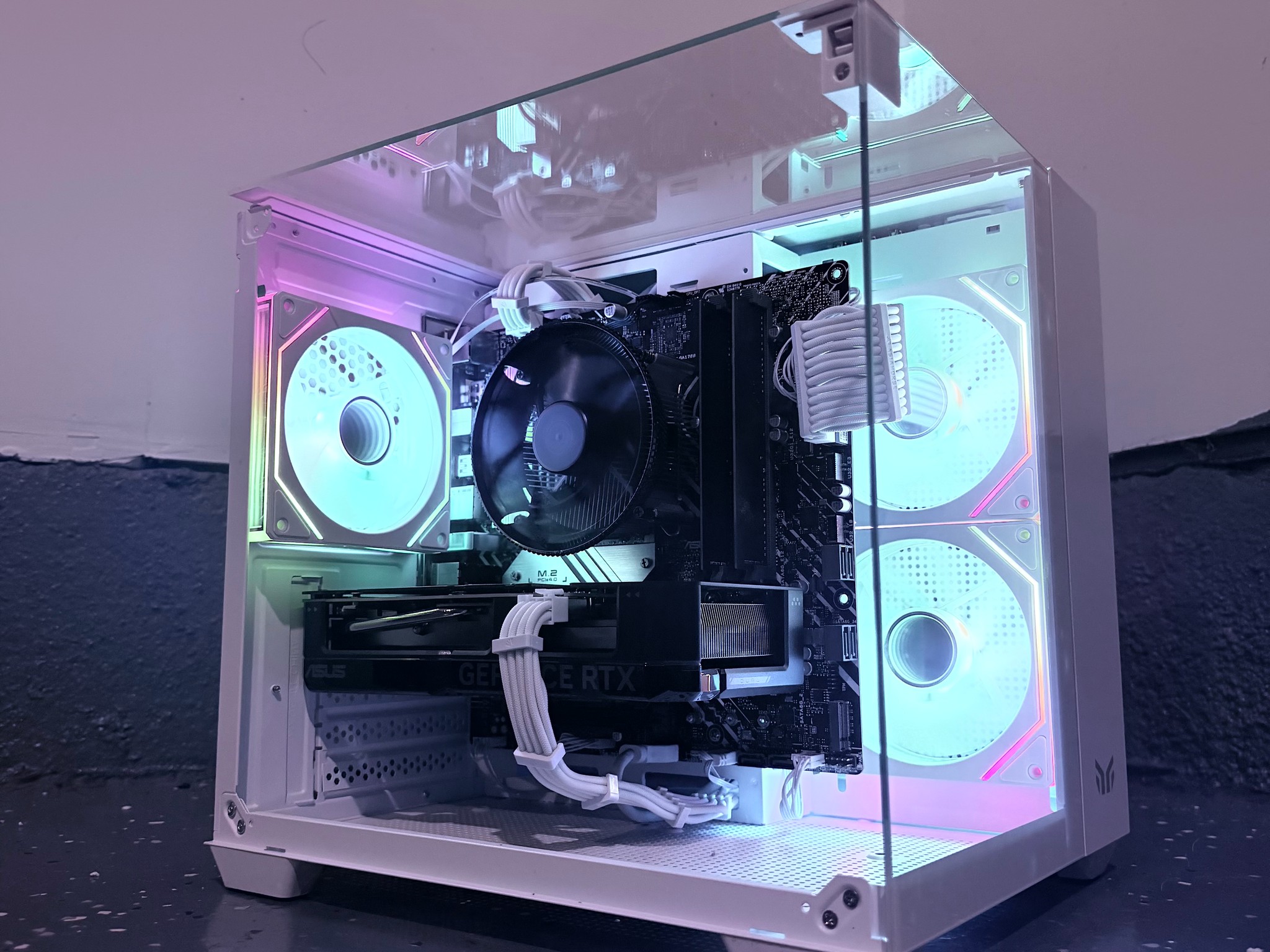 🌈"Lunar Opal"⚪️ | 1080p Gaming | RTX 4060 | i5 12400F | 16B Ram | 1TB SSD | Free Shipping