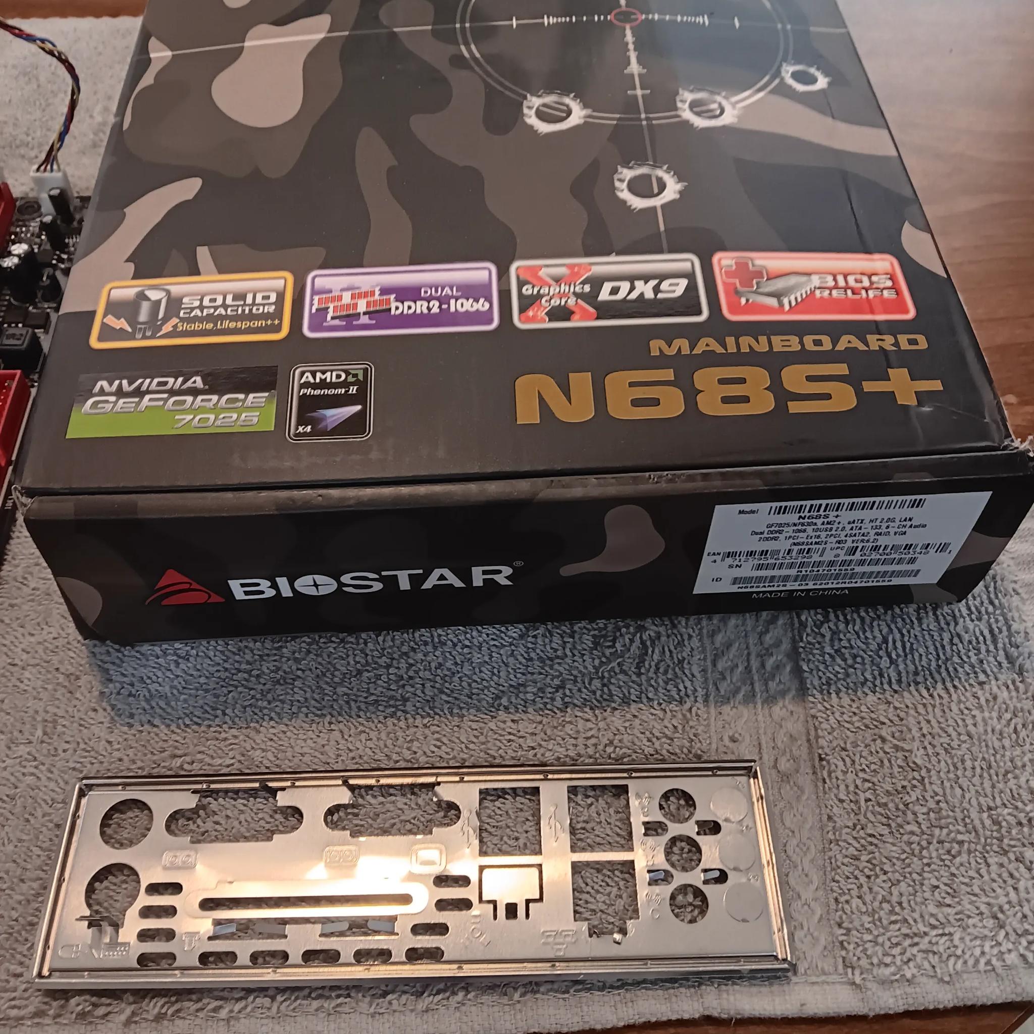 RARE Biostar N68S+ AMD Phenom X4 9100e 4GB RAM