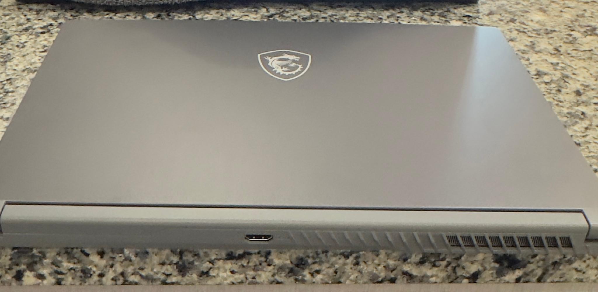 THIN 15 B13VE RTX 4050