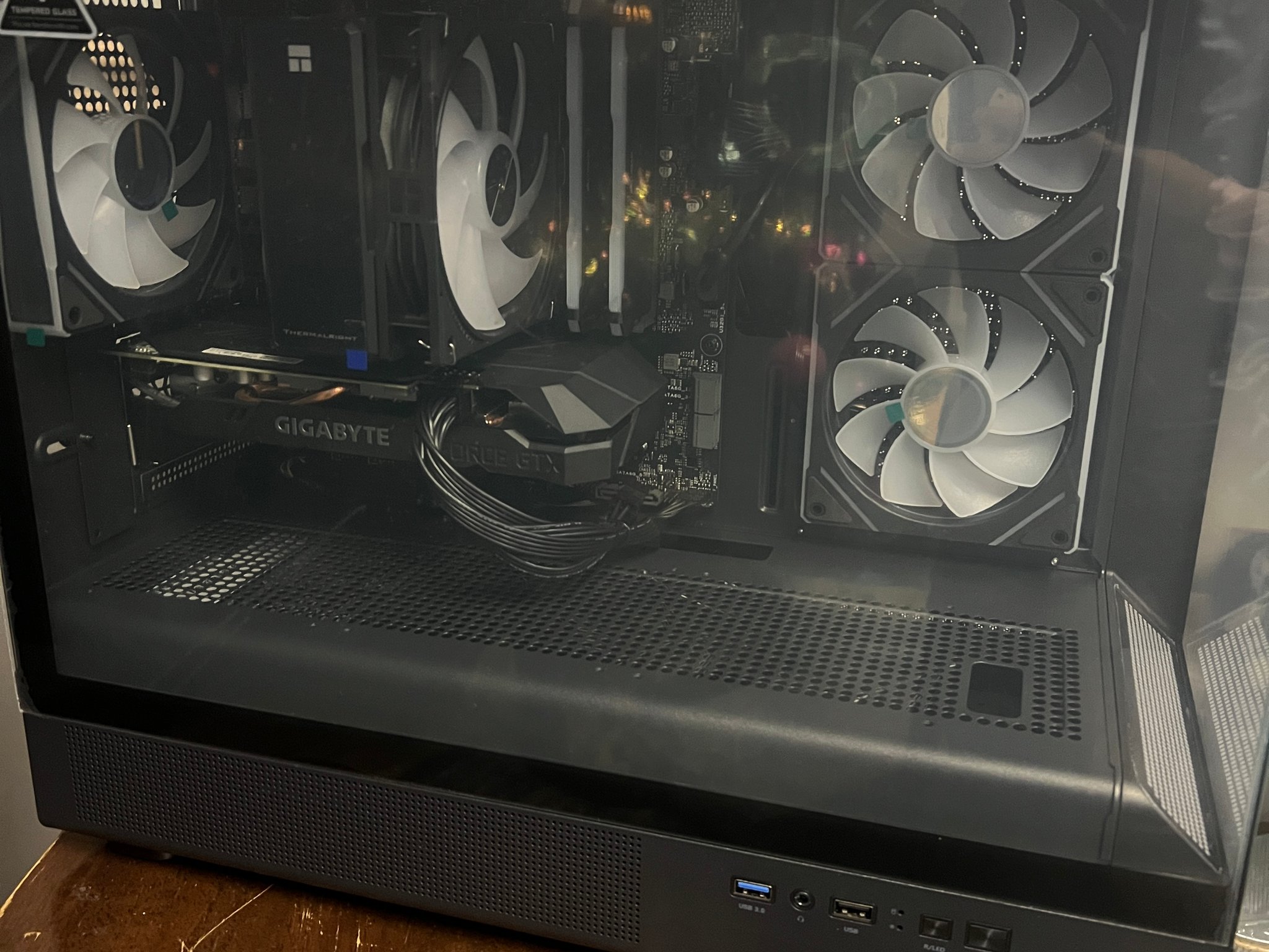 Intel i7 10700 | 16GB DDR4 RAM | GTX 1660 Super