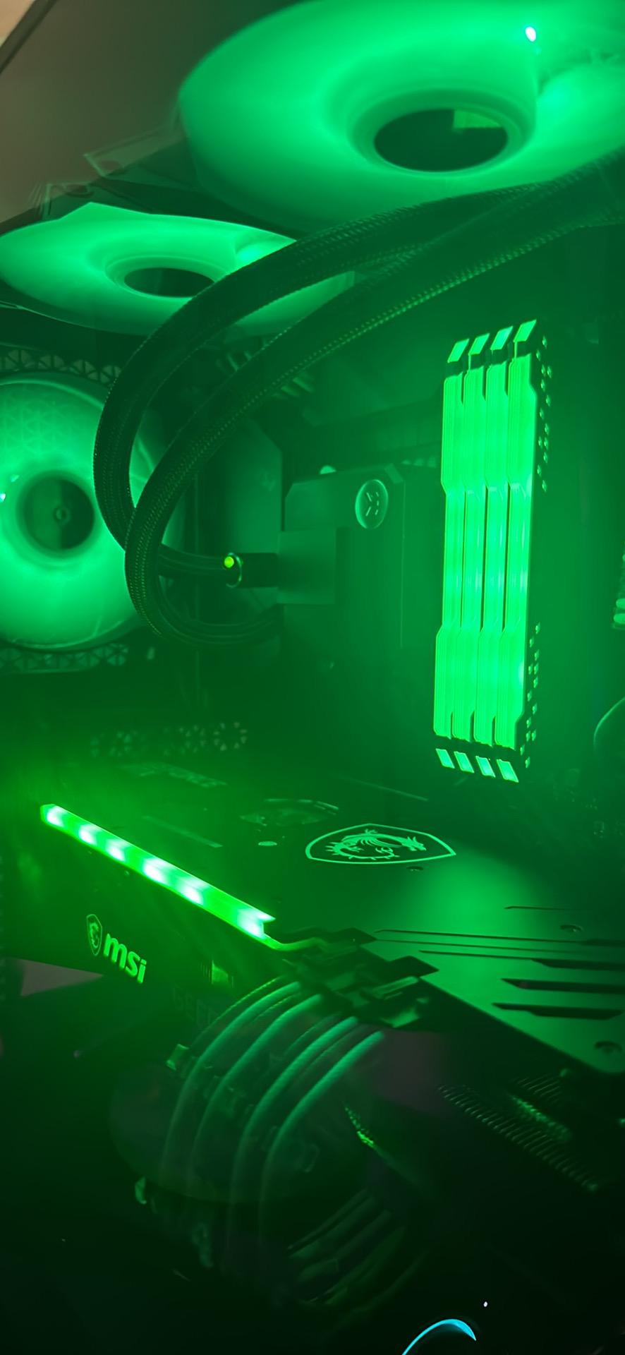On Sale! Intel 10700 + Z490 Gaming Plus