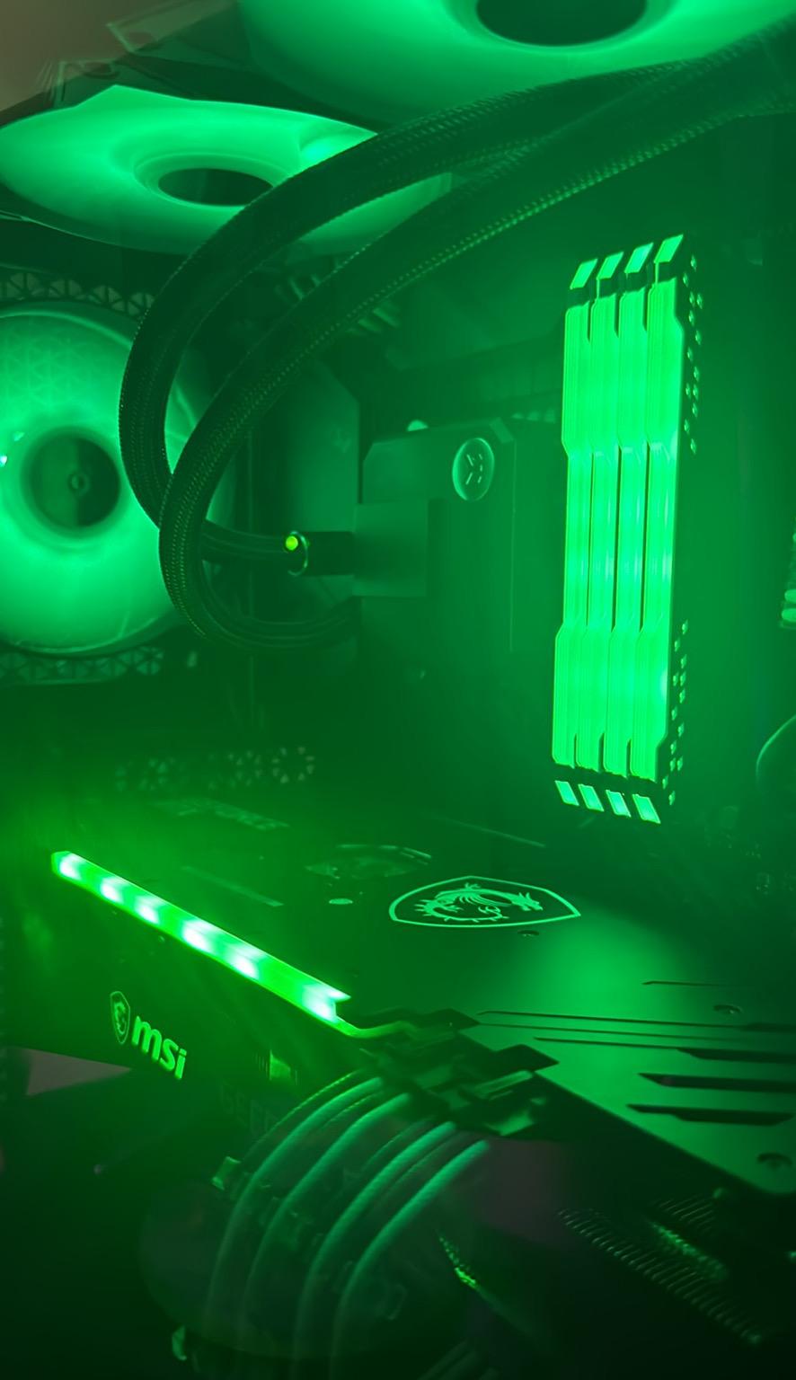 On Sale! Intel 10700 + Z490 Gaming Plus
