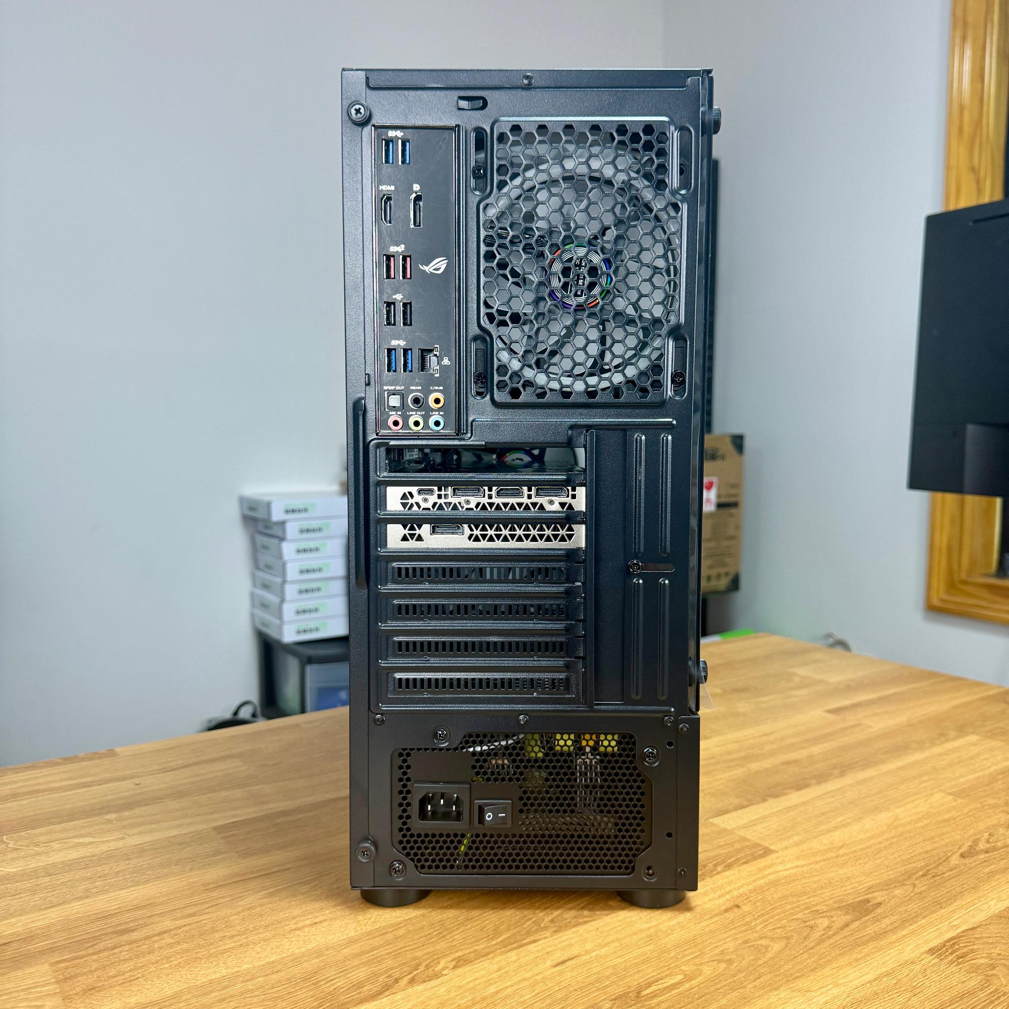 Gaming Streaming PC (RTX 2080 Ti + Ryzen 7 2700)