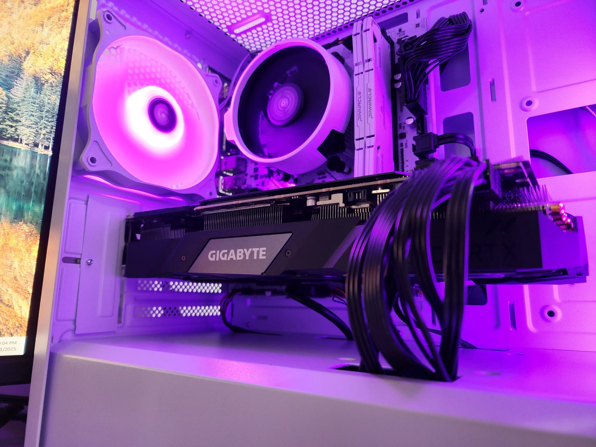 1080p / Light 1440p Gaming PC (Ryzen 5500, RTX 2070 Super, 32gb DDR4 3200 mhz)