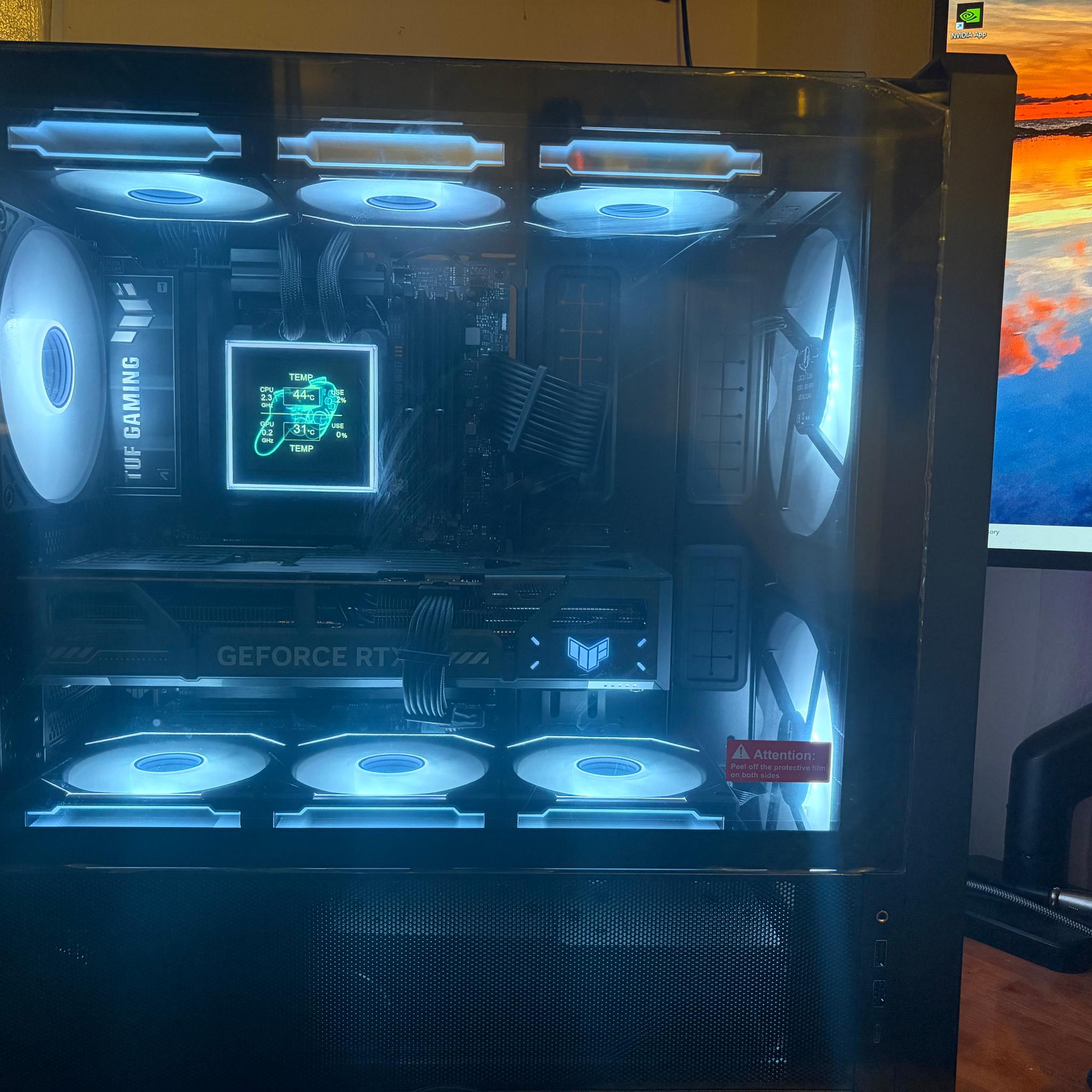 9800X3D / 5070 Ti / X870E /Gen5. ASUS TUF x Lian Li Premium Gaming PC