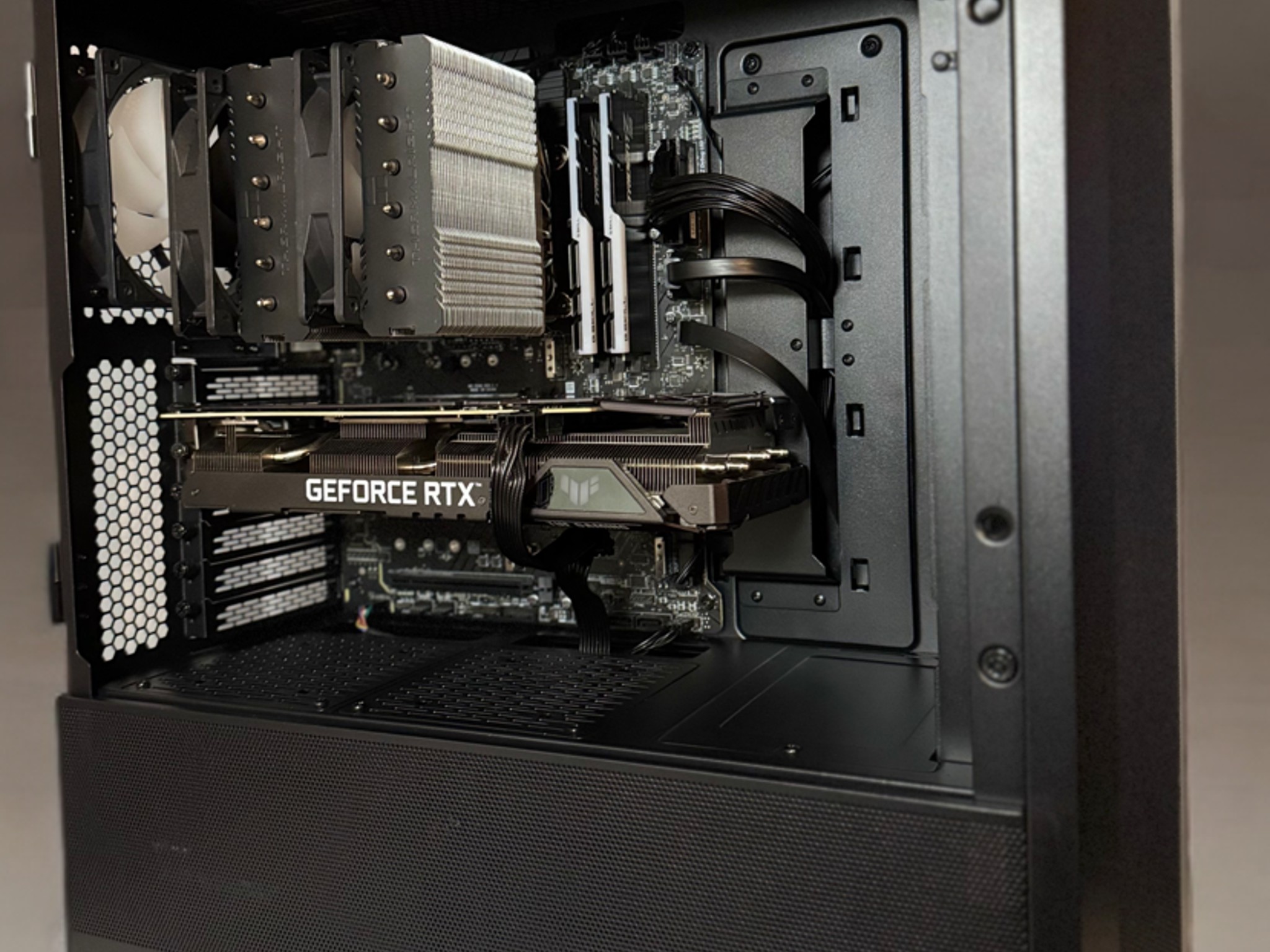 KING🐍COBRA | 12600KF | NVIDIA 3060 | 32GB DDR4 | 1TB SSD| BT/WIFI