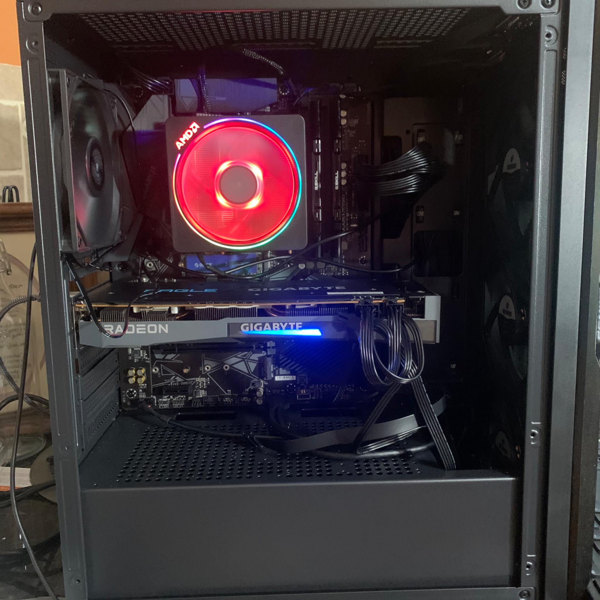 SALE 5 rx 6700 xt 12 gb - ryzen 7 5800xt