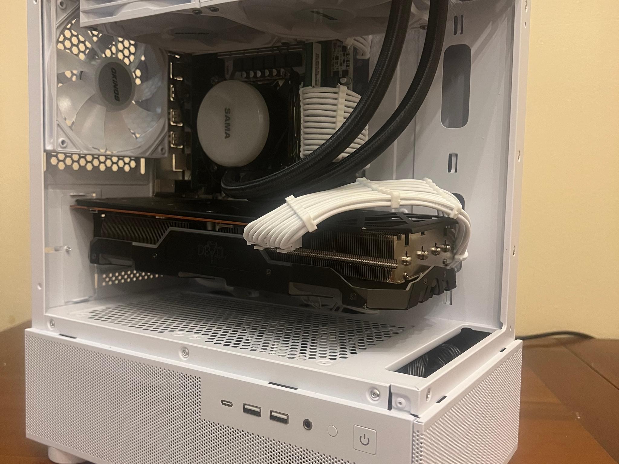 Water Cooled Intel 10 Core White Gaming PC RX 5700xt 8GB 1TB Storage 16GB RAM WIFi WINDOWS 10 Pro