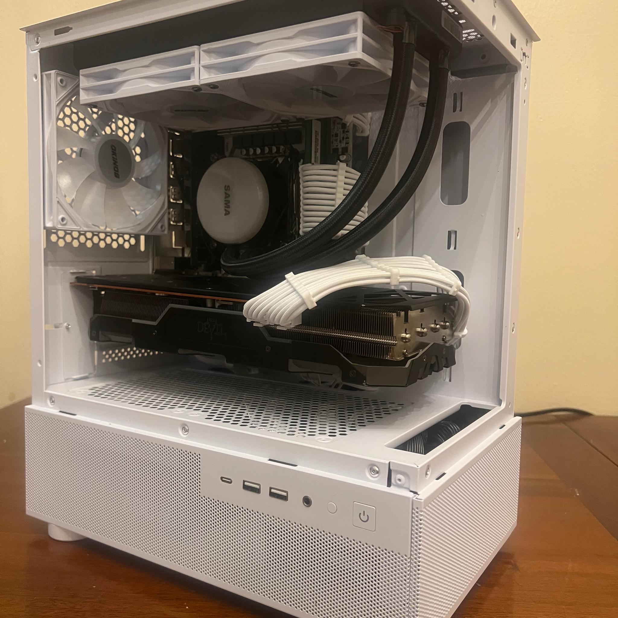 Water Cooled Intel 10 Core White Gaming PC RX 5700xt 8GB 1TB Storage 16GB RAM WIFi WINDOWS 10 Pro