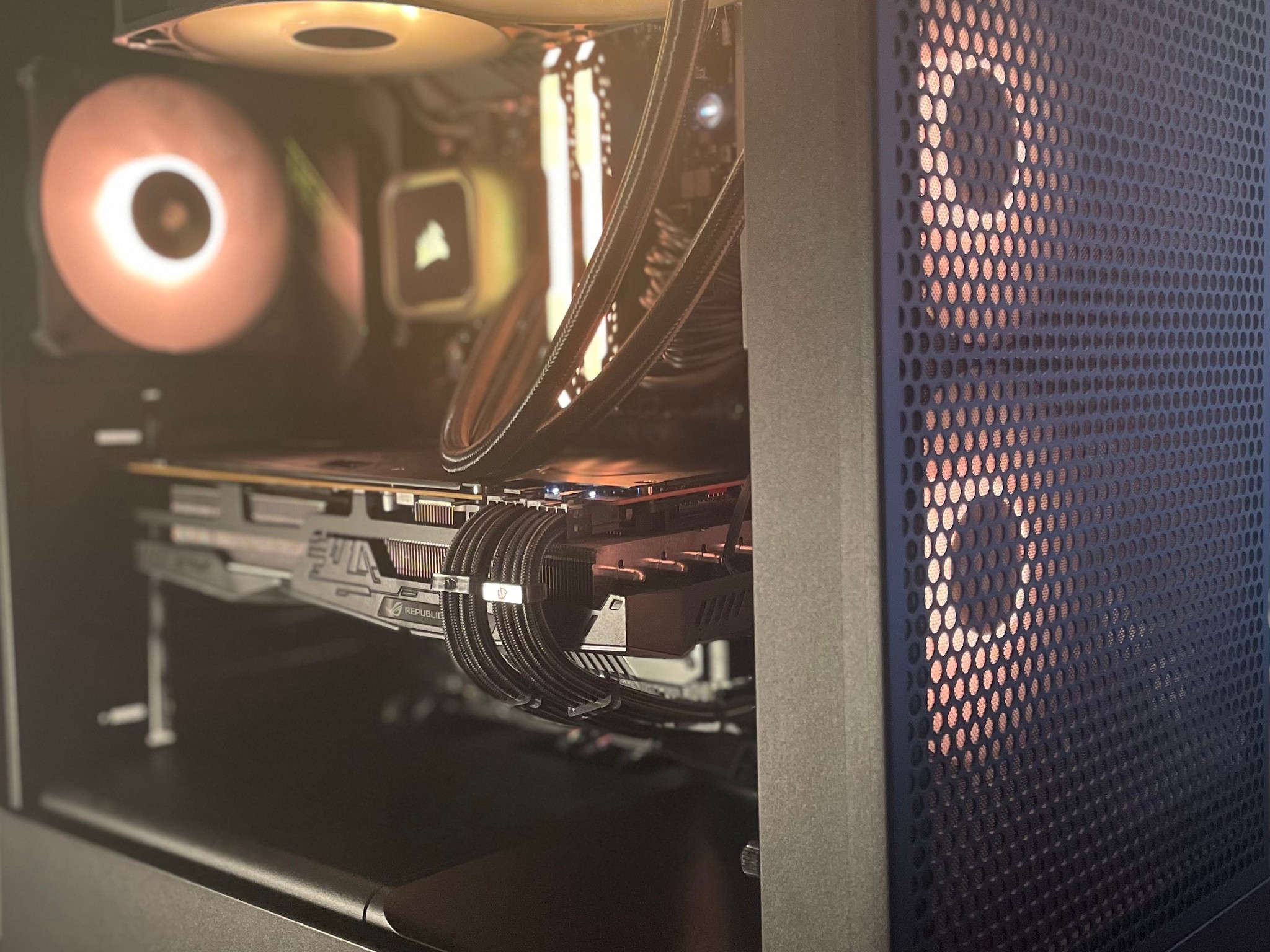 Gaming PC | Radeon 5700xt| Ryzen 5  | 16GB RAM | WINDOWS 11  home | WIFI & BT