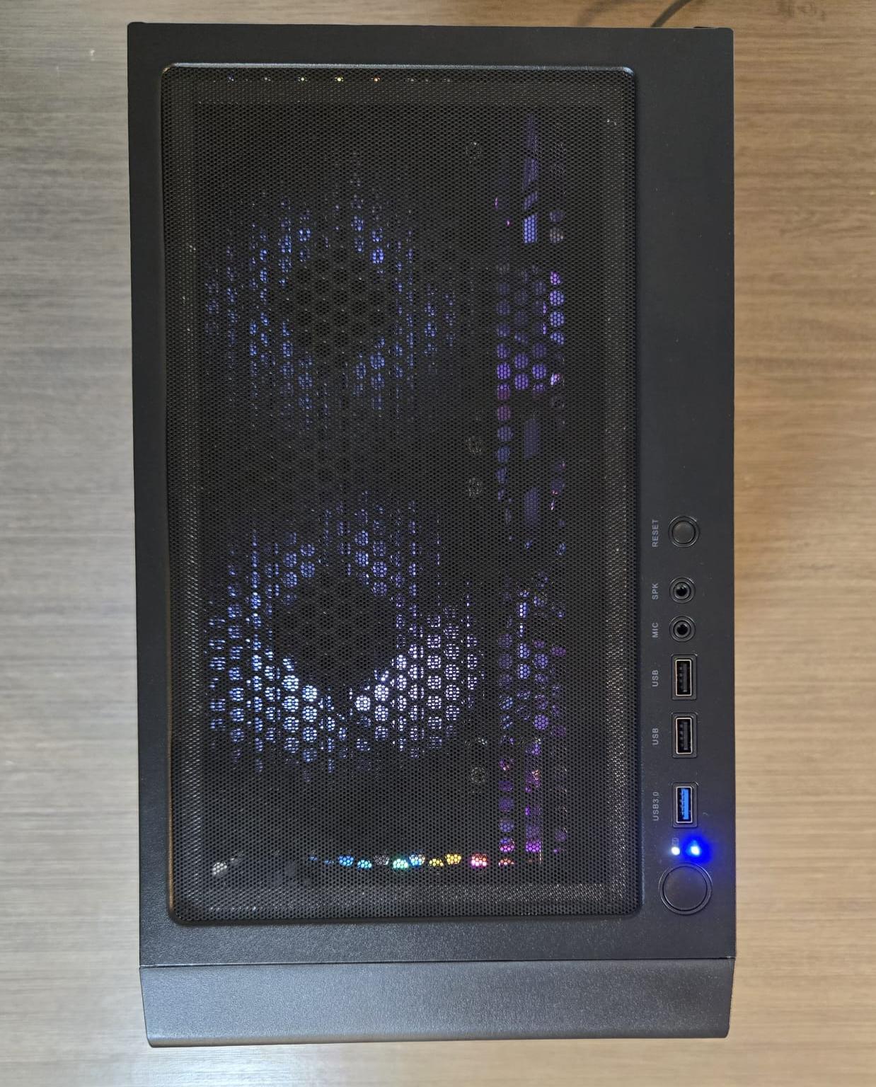 Black gaming pc, 5060 ti 8gb, 16gb ddr4, ryzen 5 5500