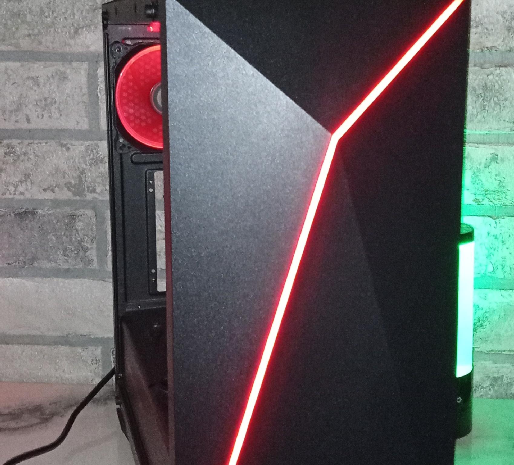 DESKTOP COMPUTER/I5/RX 570 8G/16GB RAM/465GB HD/WIN10 PRO/WIFI