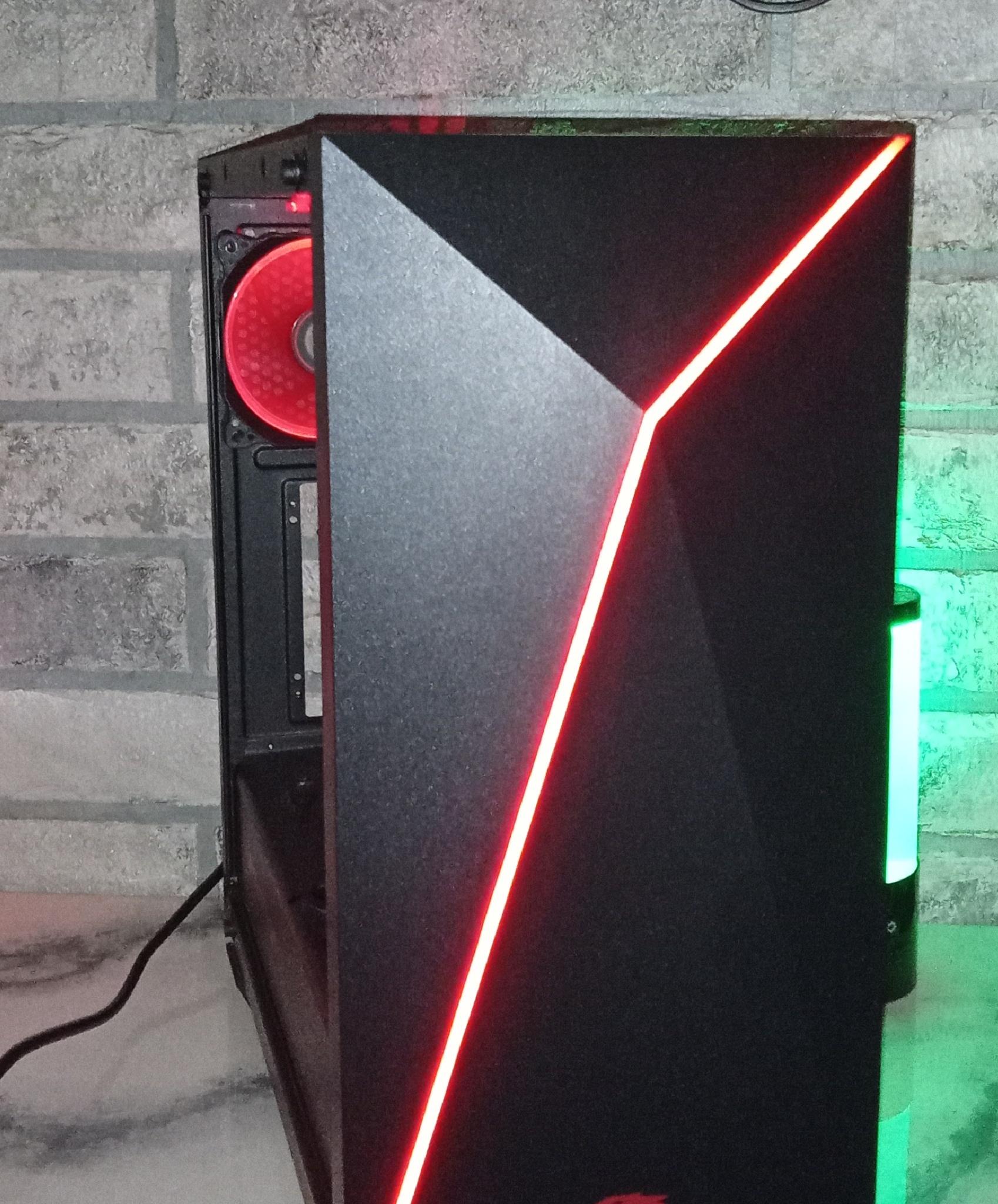 DESKTOP COMPUTER/I5/RX 570 8G/16GB RAM/465GB HD/WIN10 PRO/WIFI