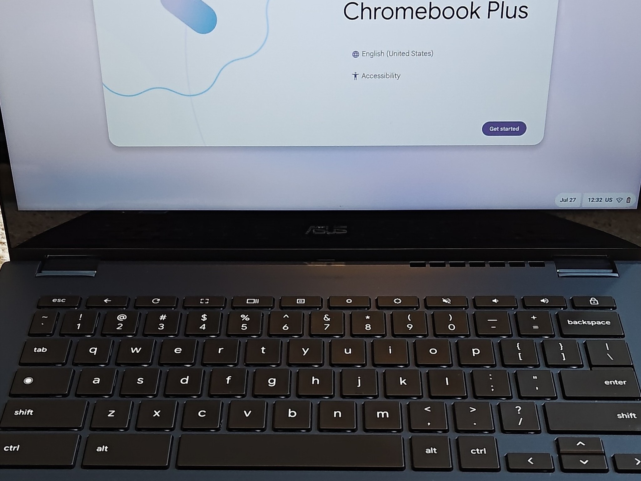 ASUS 14" 2-in-1 Chromebook - AMD Ryzen 3 7320C - 8GB RAM - 128GB SSD - LIKE NEW + FREE SHIPPING!