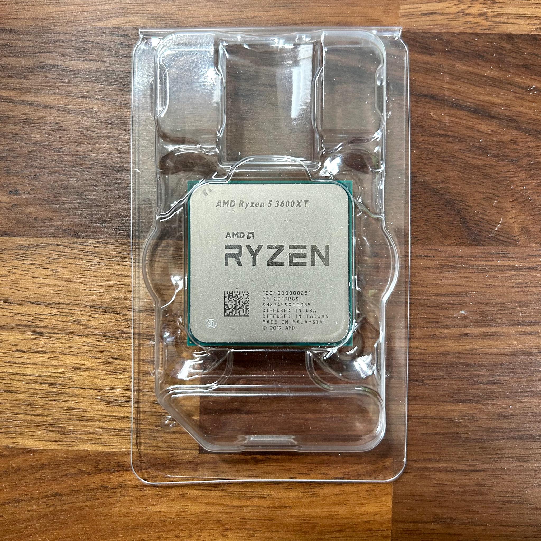 AMD Ryzen 5 3600XT Processor (3.8 GHz, 6 Cores, Socket AM4)