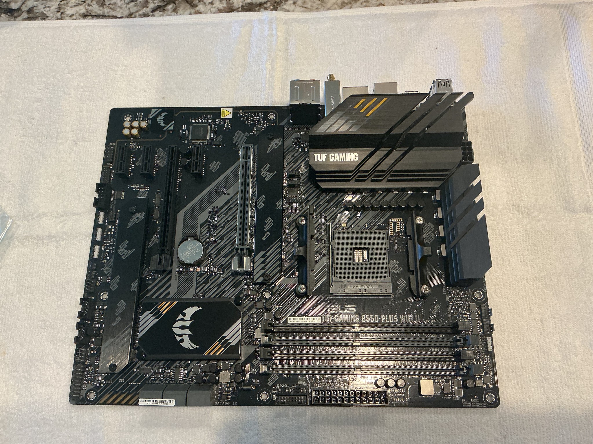 Open Box ++ ASUS TUF GAMING B550-PLUS WIFI II AM4 AMD B550 ATX Motherboard