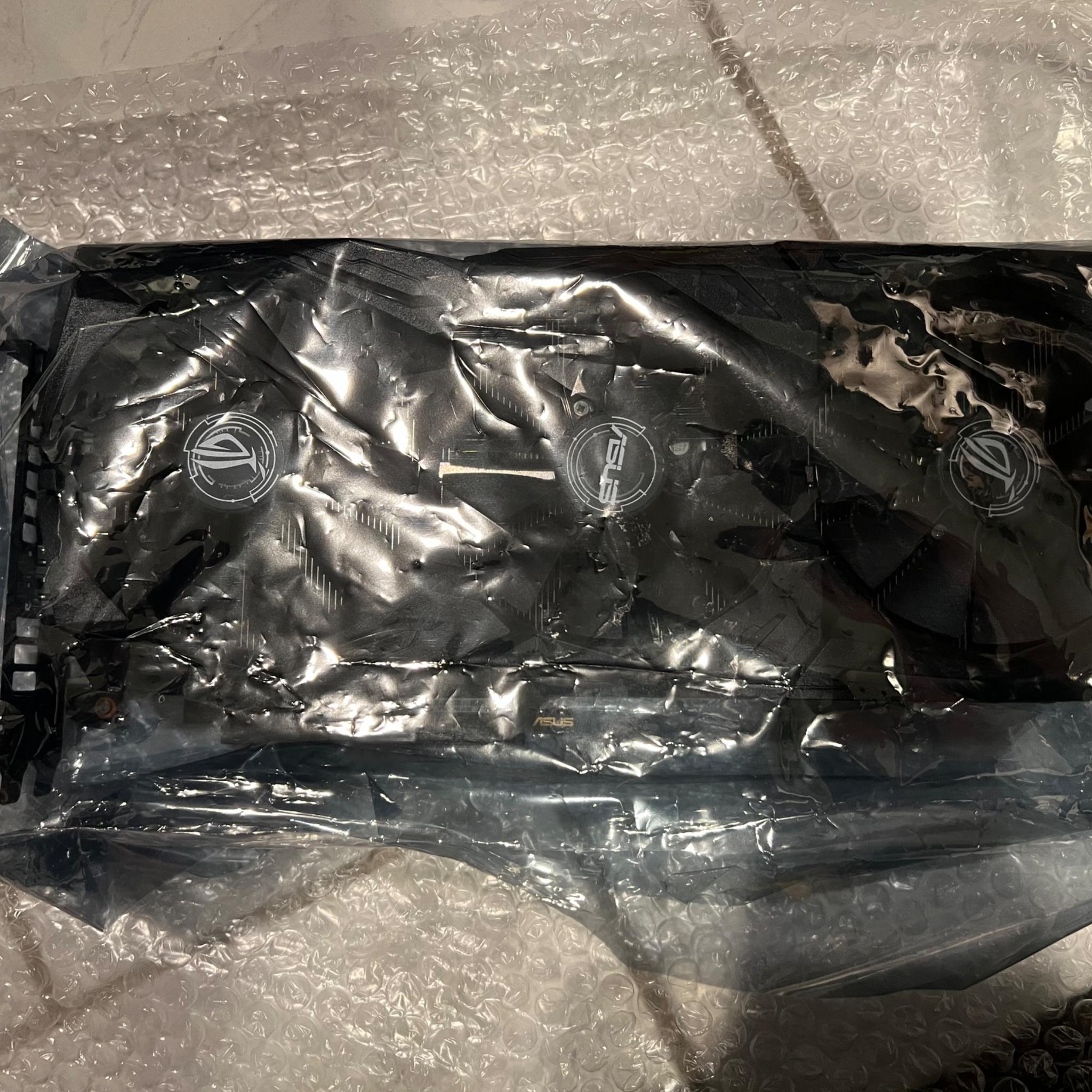 ASUS GeForce RTX 2070 ROG Strix Overclocked Triple-Fan 8GB GDDR6 PCIe 3.0 Graphics Card