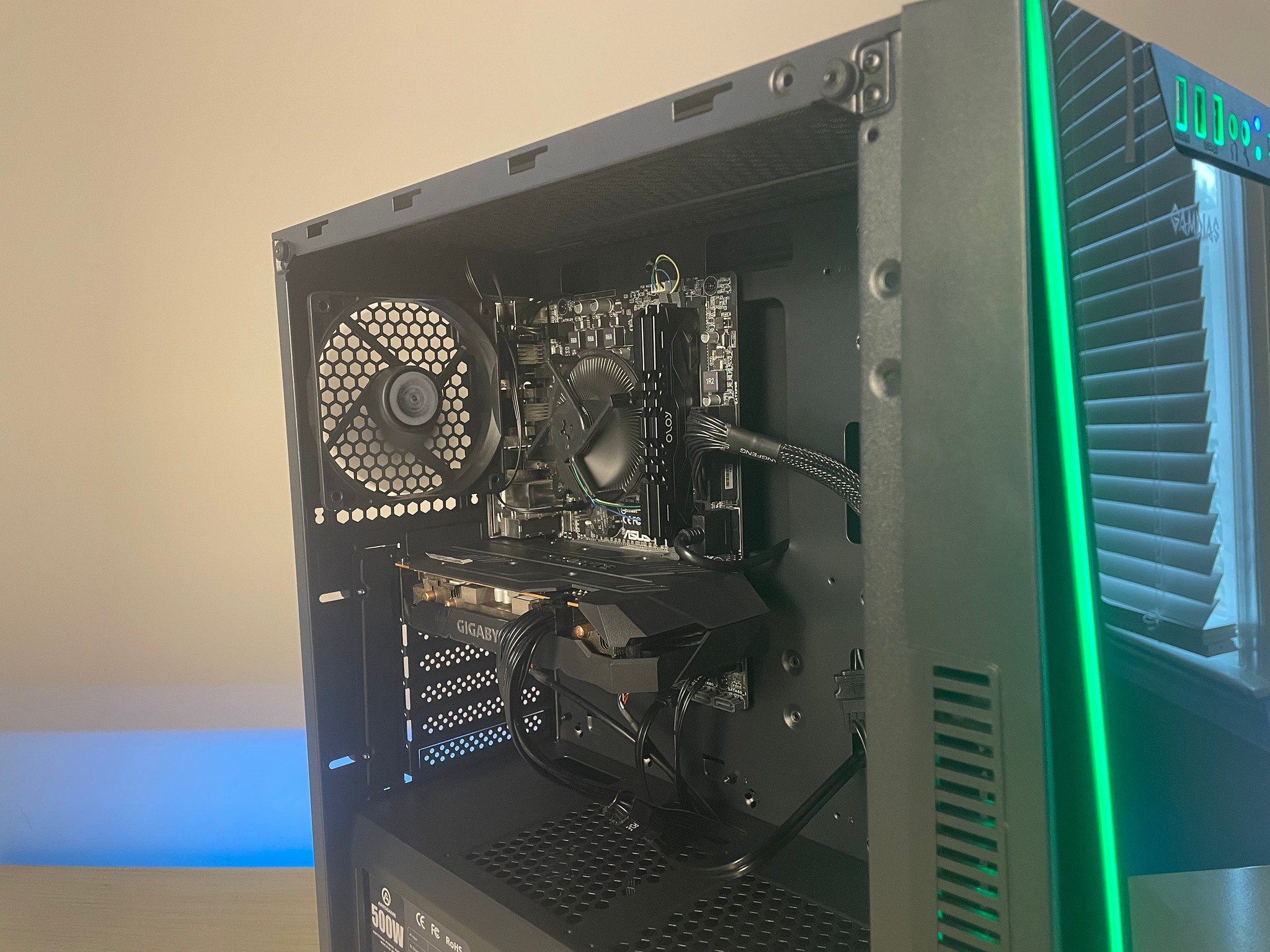 Custom Gaming Desktop PC core i3 | gtx 1660 super | 16GB Ram | 256gb Ssd | RGB |