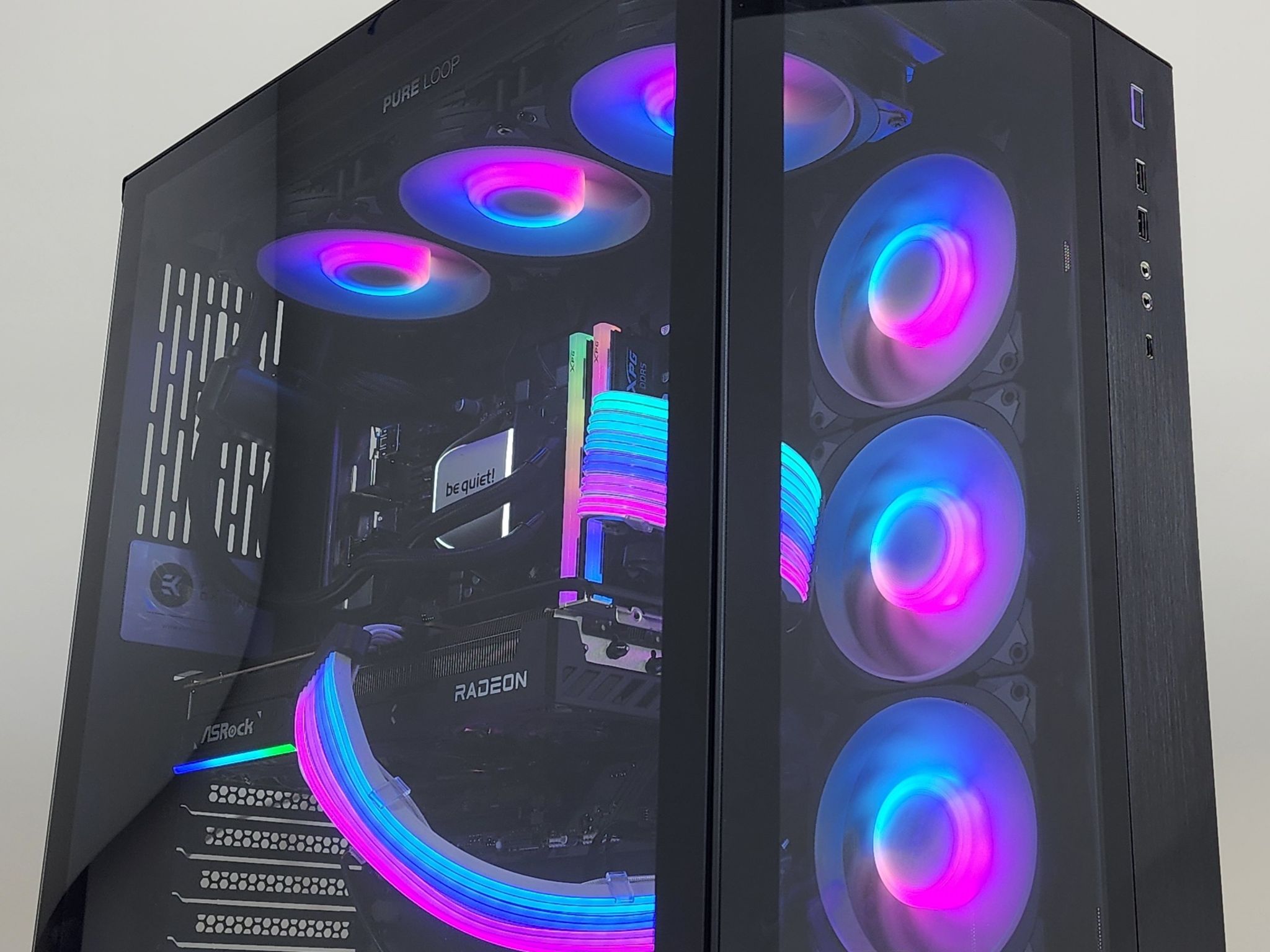Gaming PC Ryzen 7 7800X3D 32GB RAM 1TB SSD RX 9070 16GB Windows 11 Computer
