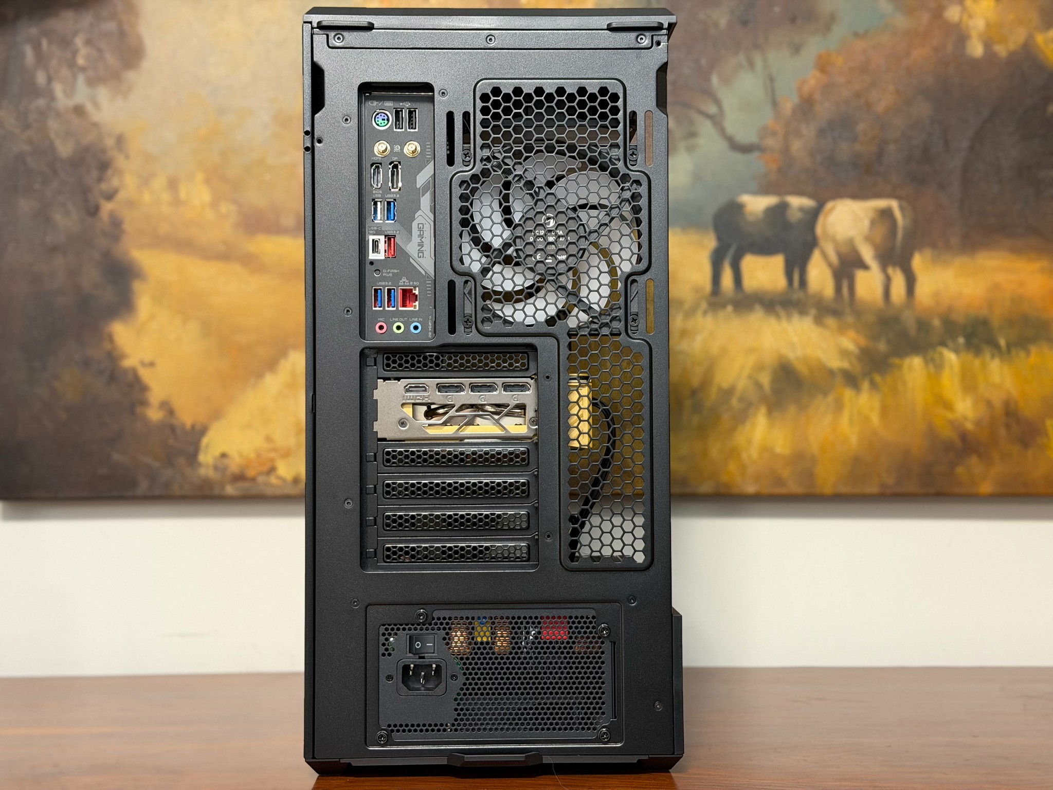 RTX 5070 Warcraft | Ryzen 5 7600X3D | 32GB DDR5 | 1TB SSD | B650 | 360 AIO | 750W | Lian Li V100R
