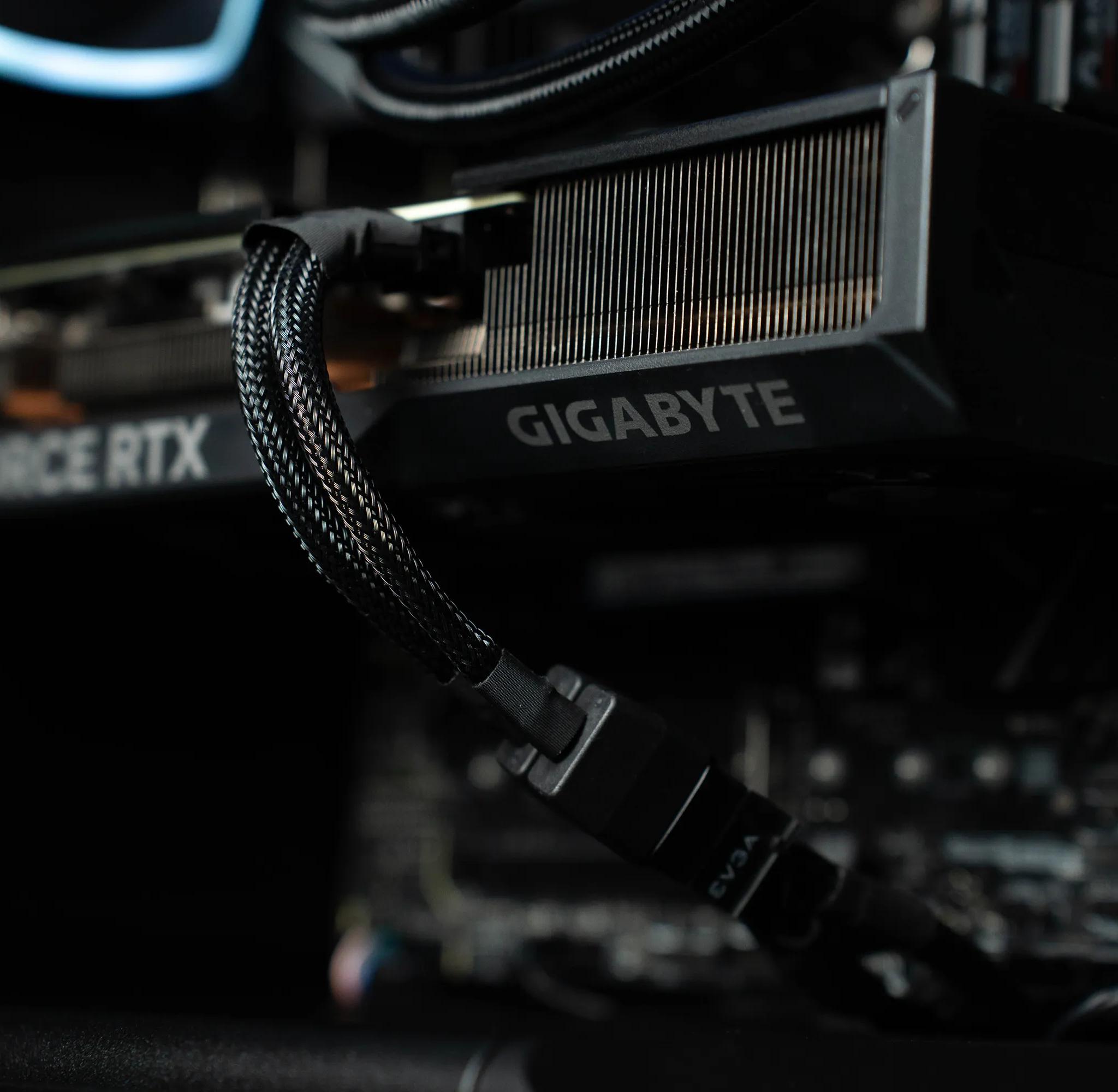 SPOOKY SALE! ~Flow 2.0~ (RTX 4070 Super | Intel i7-12700K | 32gb DDR5)