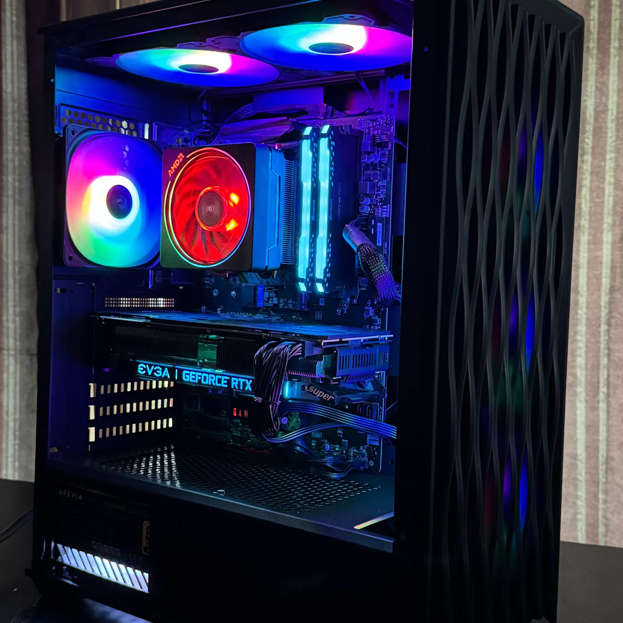 EVGA RTX 2070 super + RYZEN 7 3700x +16 GB RAM (THE PHANTOM RGB)