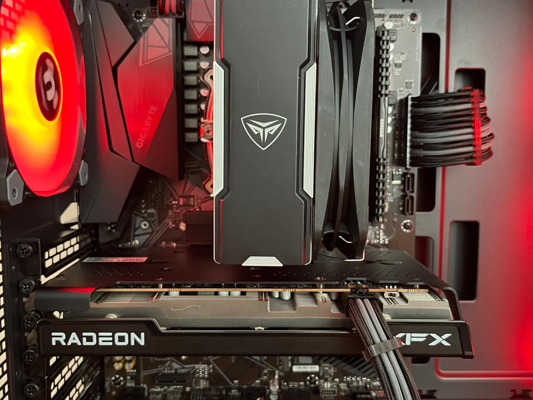 RX6650XT & Ryzen 5 5600G Gaming PC