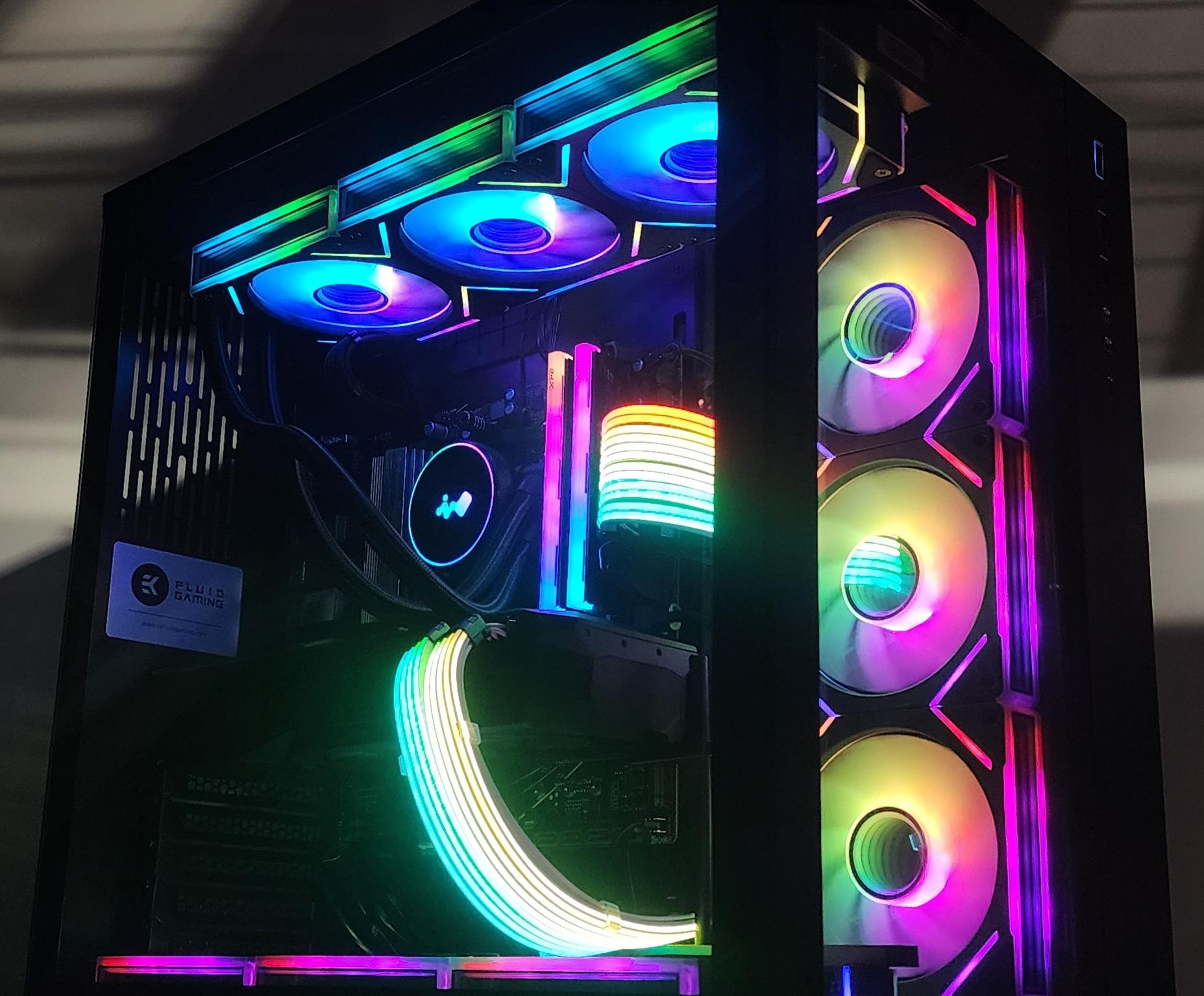 Gaming PC Ryzen 7 7800X3D 32GB RAM 2TB SSD RX 7900 XT 20GB Windows 11 Computer