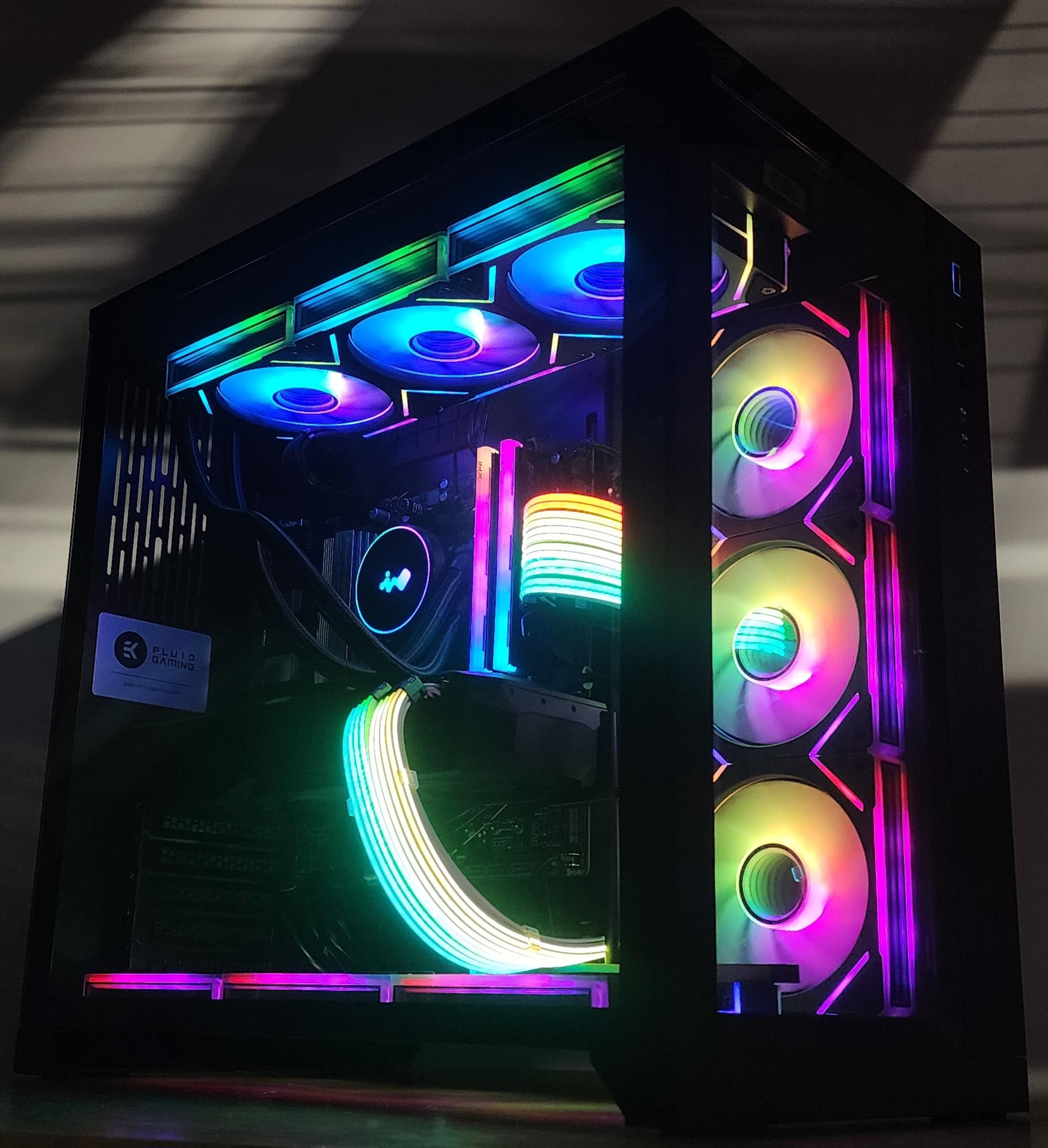 Gaming PC Ryzen 7 7800X3D 32GB RAM 2TB SSD RX 7900 XT 20GB Windows 11 Computer
