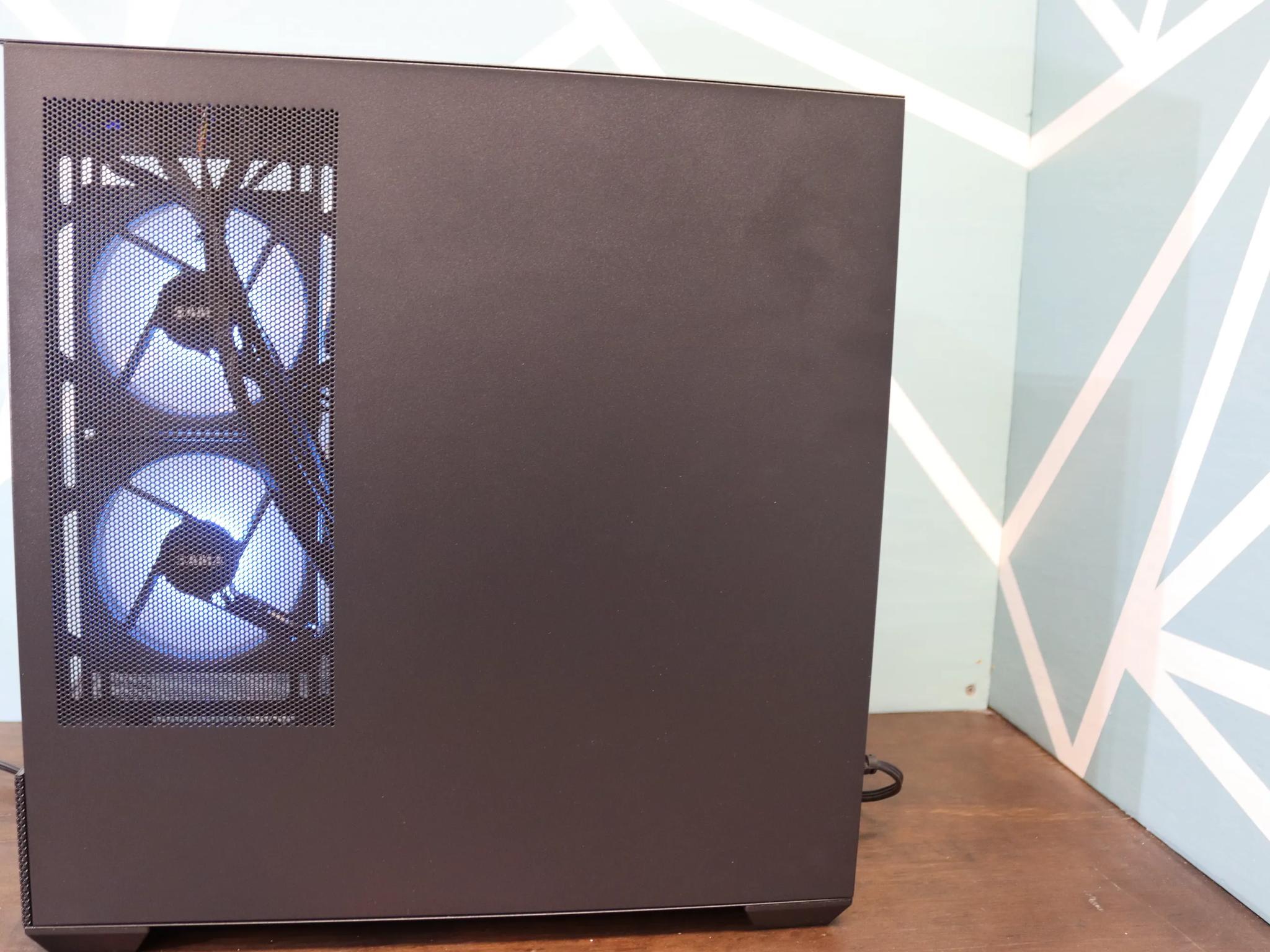 "ICE FROST LANTERN" 1080p/1440p 3070ti PC