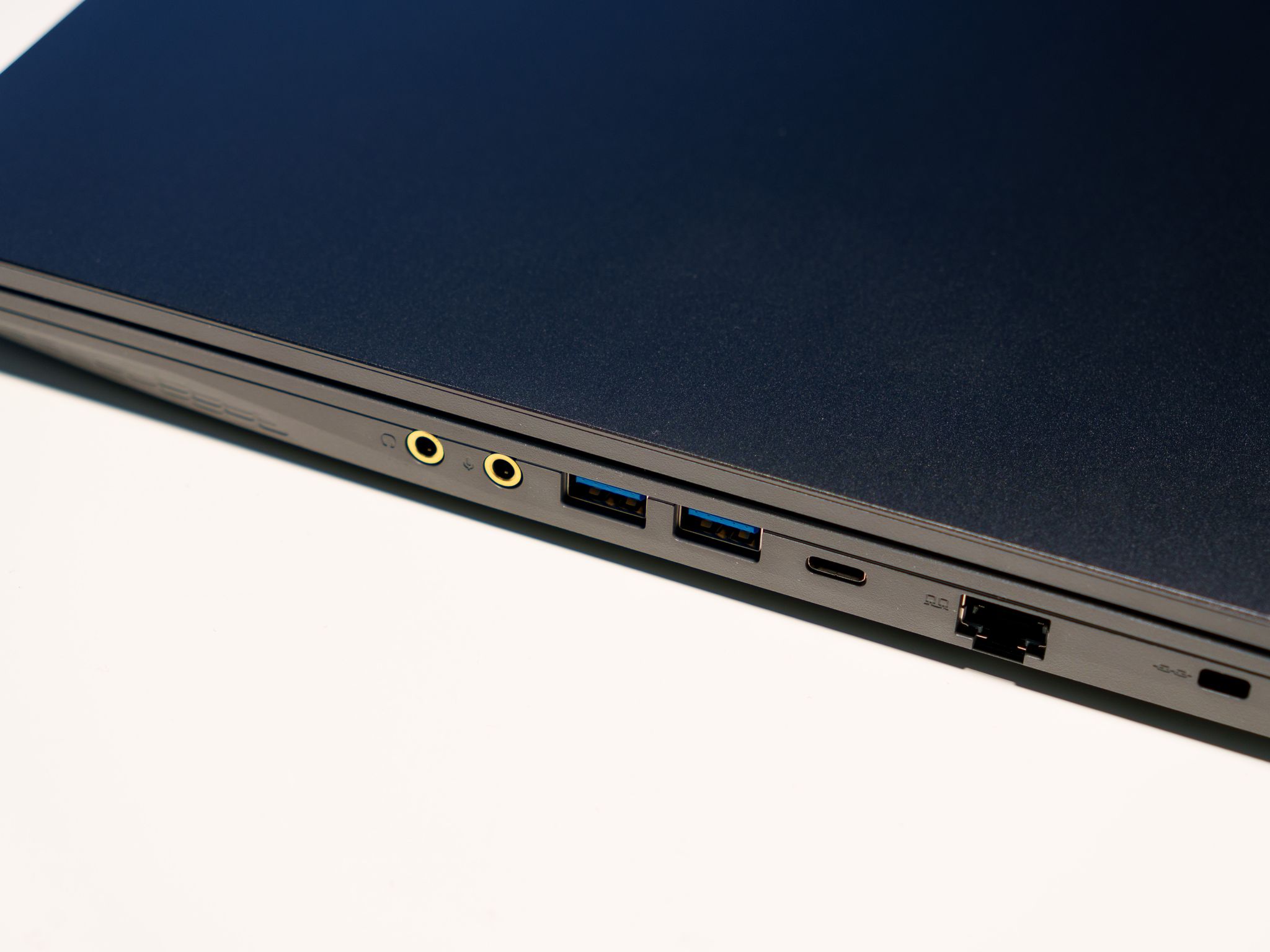 MSI Thin 15 | Budget 144Hz Gaming Laptop | i5-13420H | RTX 4050