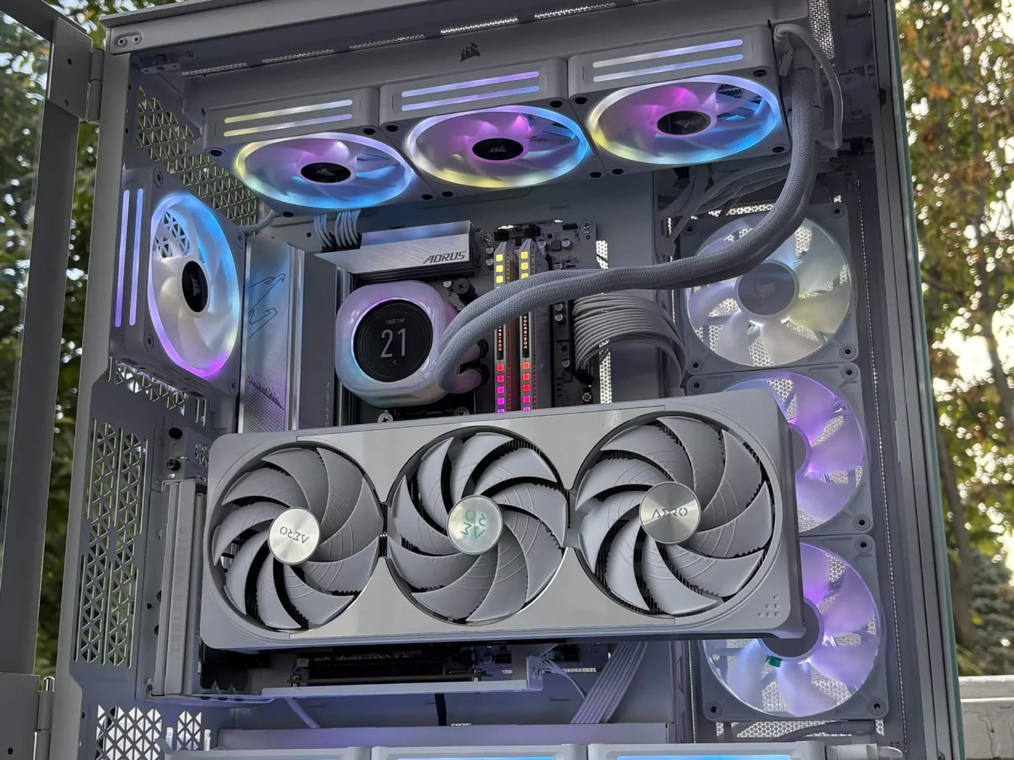 Black Cat Customs - Dread Revenant - 9800X3D / 5070TI / 32GB RAM / 2TB NVME