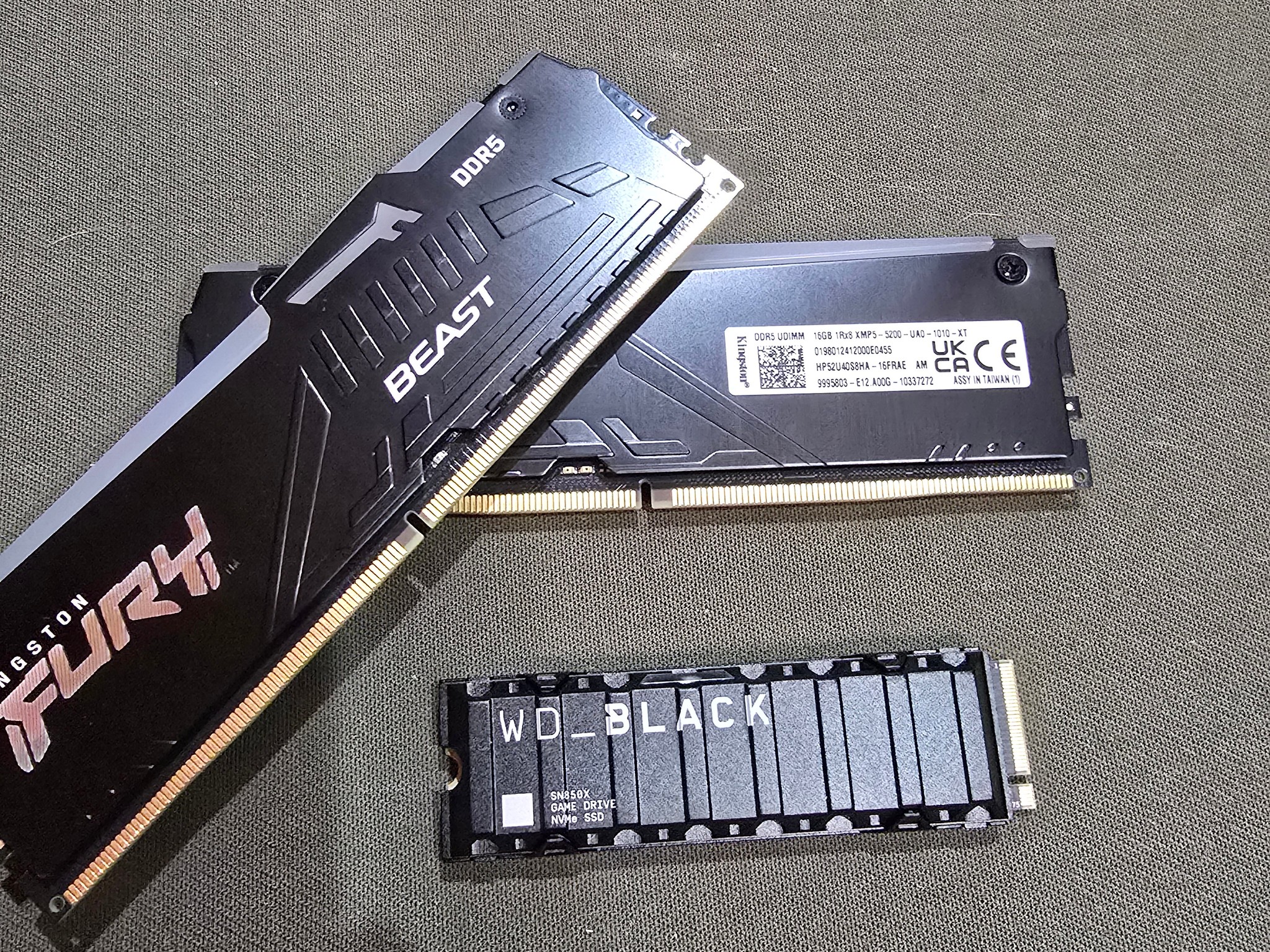 MSI Z790-A MAX WiFi Intel I7 12700KF Kingston Fury 32GB DDR5 WD SN850X 2TB SSD w/ Heatsink New