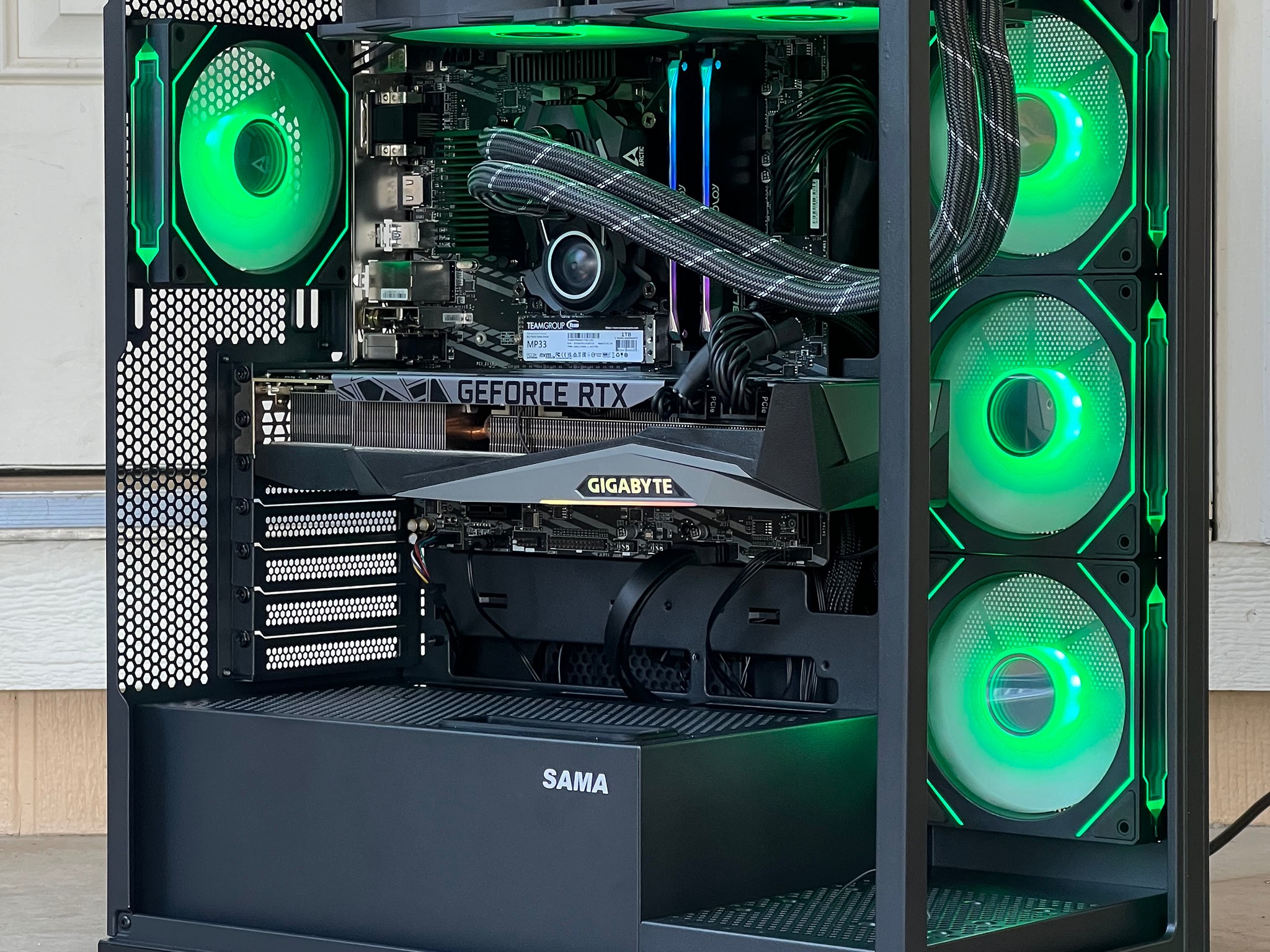 Gaming pc | Rtx 3080 | i7-10700k | 32GB 3600MHz Ram | 1TB nvme | Windows 10