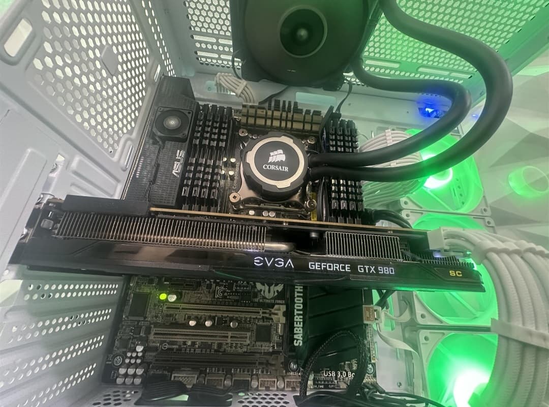 🤍🤍 All White Gaming Pc | i7 + GTX 980 | 32GB RAM | WIFI + BT |500GB SATA - 🤍🤍