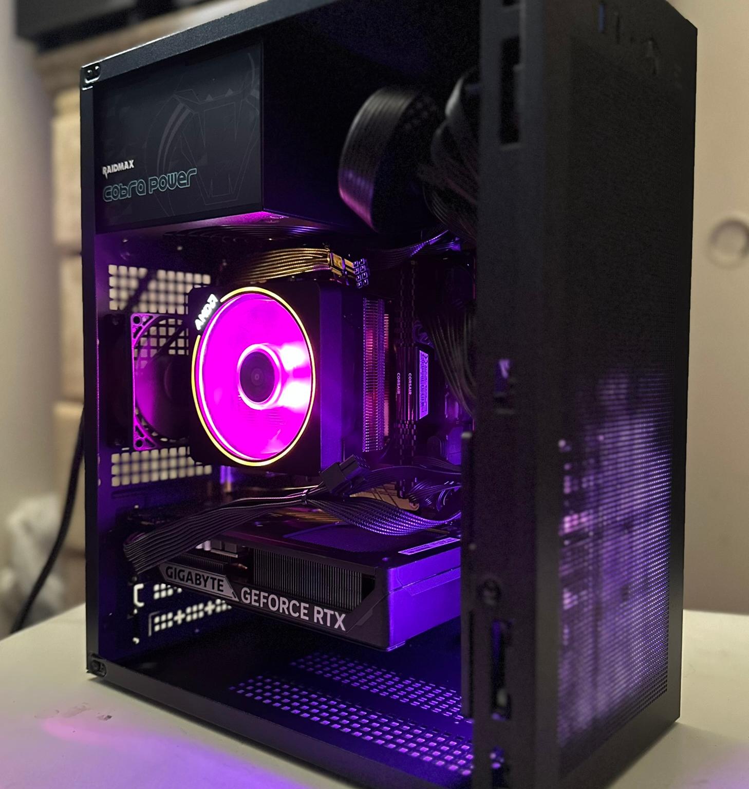 Ryzen 7 3800XT / RTX 5060 / 1TB NVME / 32GB RAM