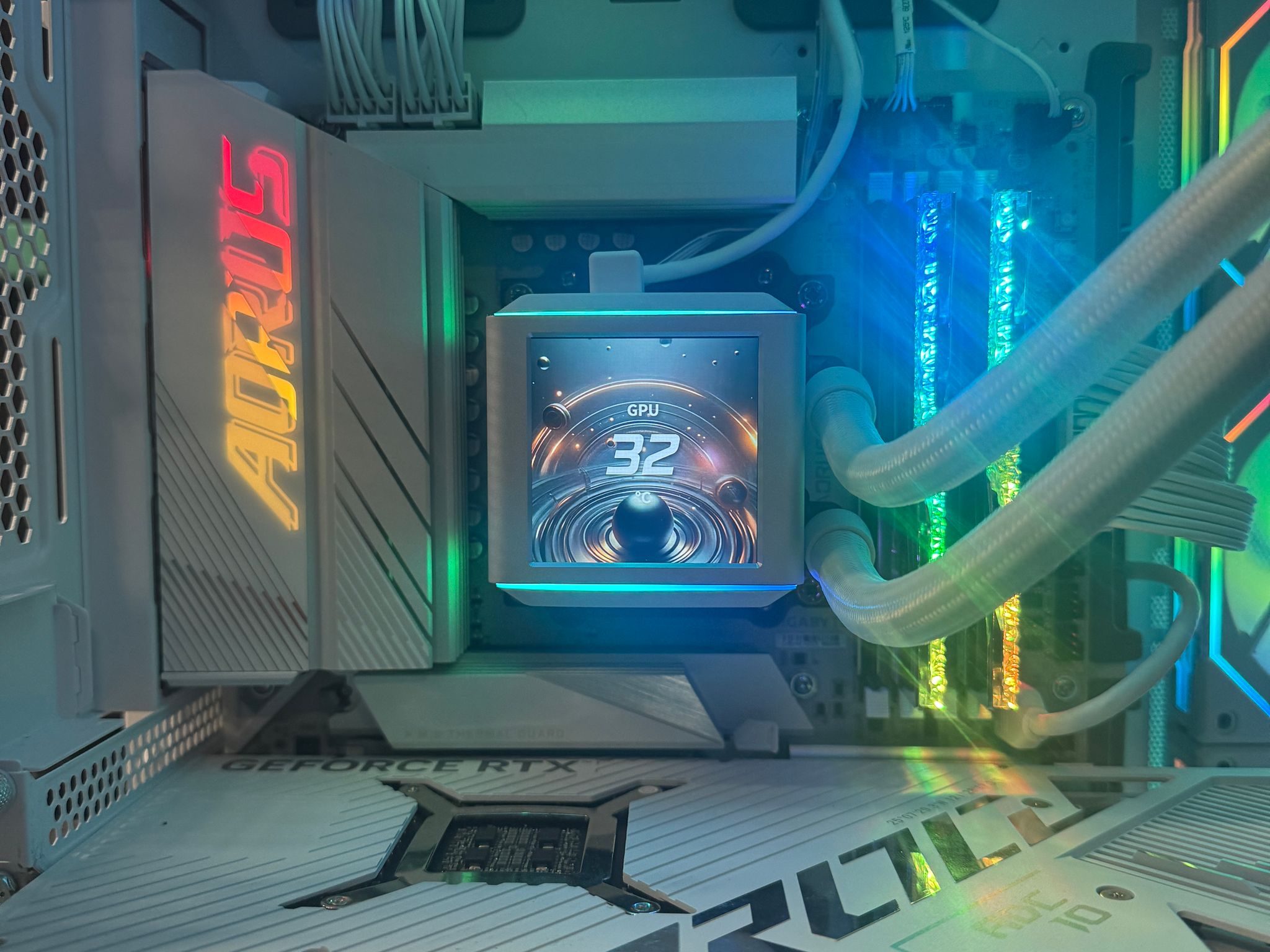 White RTX 4090 Gaming PC | Ryzen 9 7950X3D | 32GB DDR5 | 2TB SSD