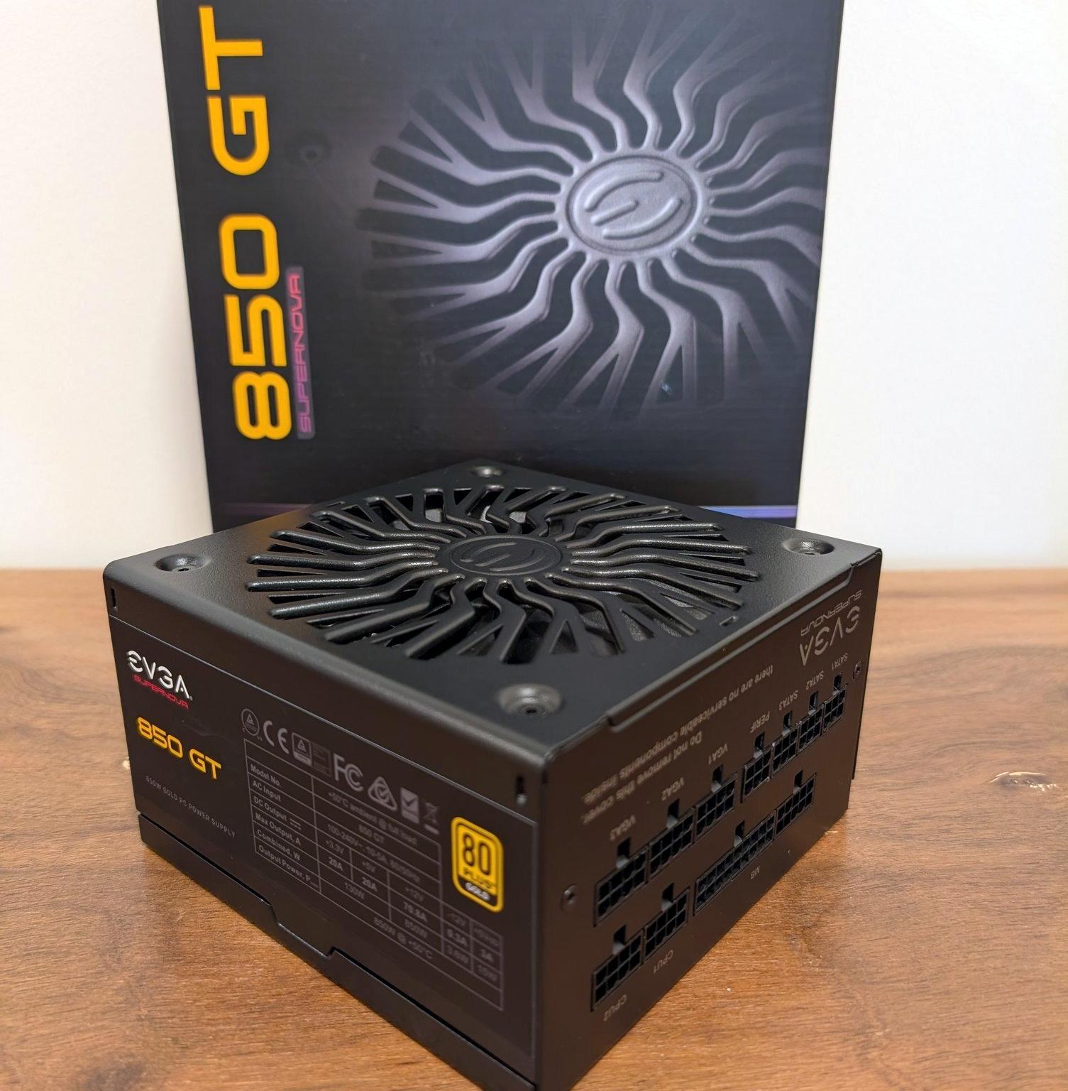 EVGA SuperNOVA 850 GT 850W 80+ Gold PSU + CableMod Sleeved Kit (Excellent Condition)