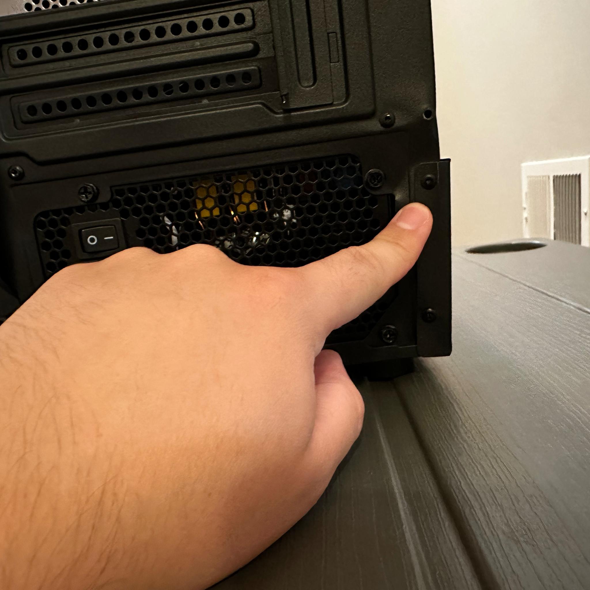 ⚫️🐜| RX 5700, Core i7, 32gb DDR4, WiFi Equipped Streaming/Gaming PC