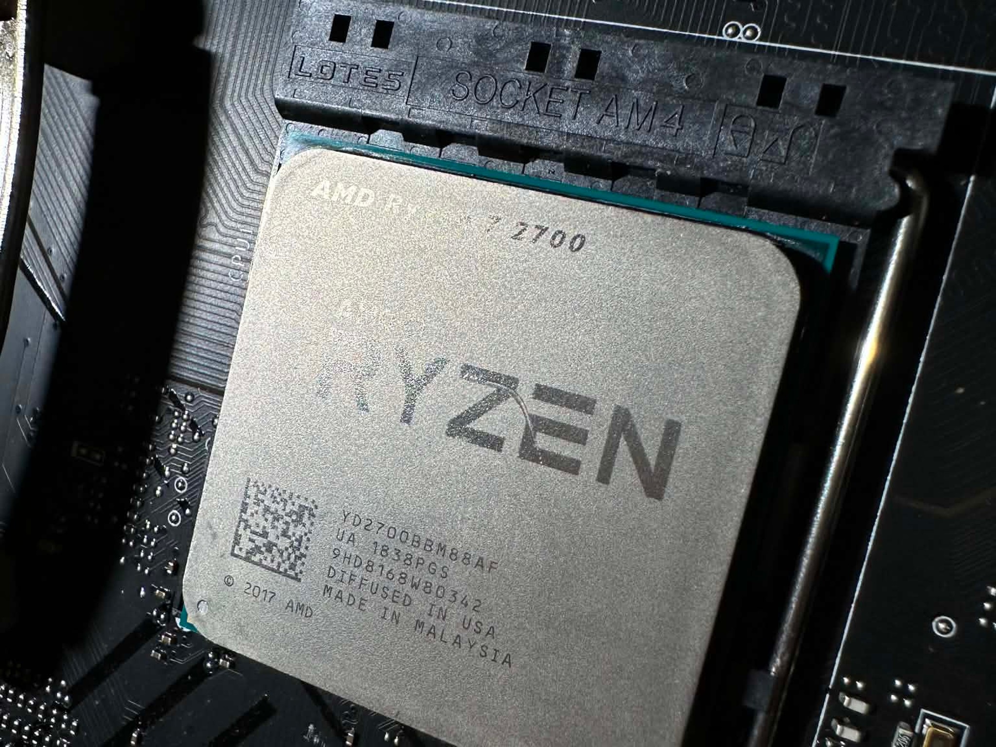 AMD Ryzen 7 2700 + MSI B450M-A PRO MAX II + CPU Cooler Combo