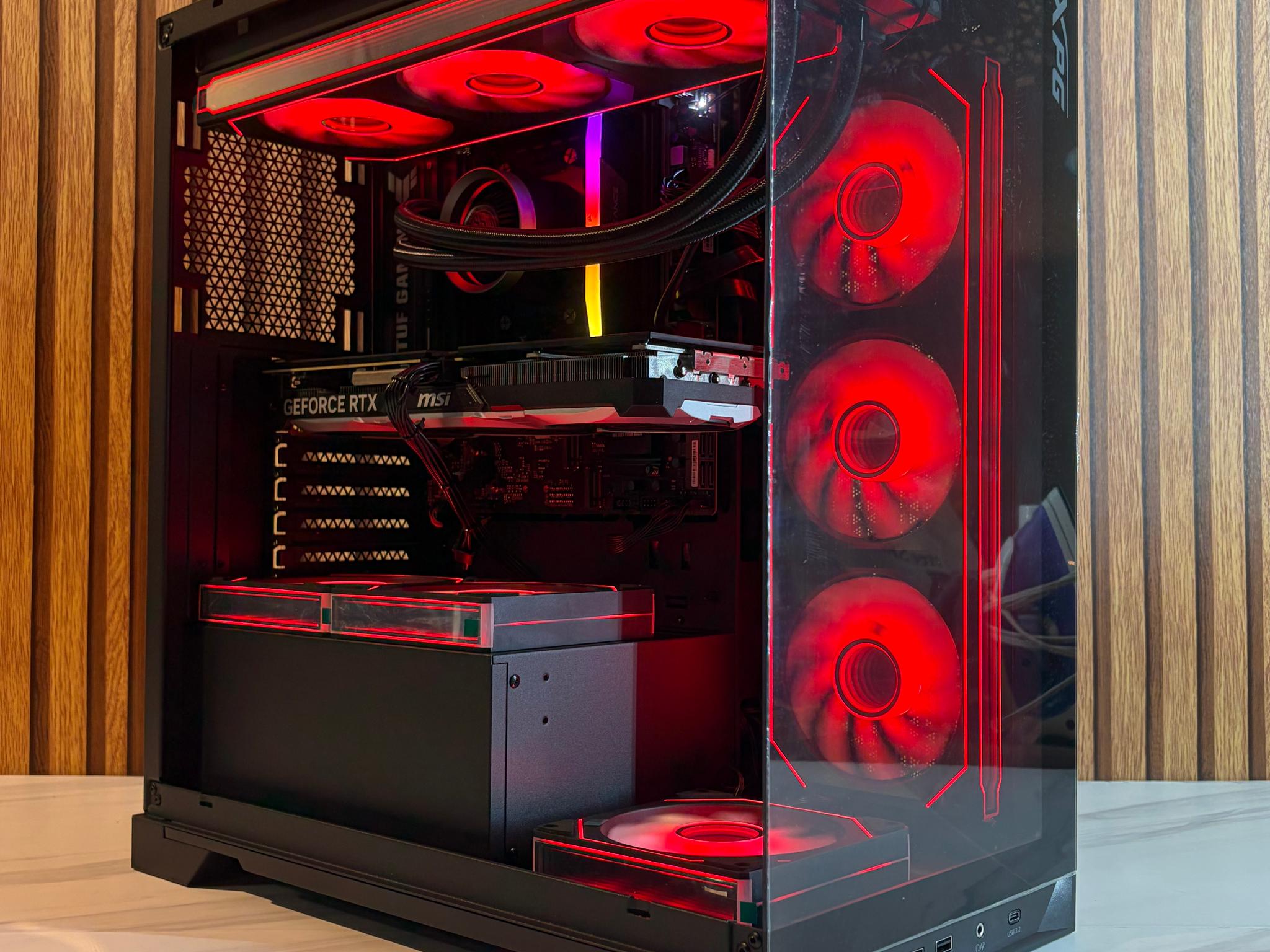 RTX 4070 | RYZEN 5 9600X | 16GB DDR5 | 2TB NVME | 650W | 360MM AIO | Windows 11 pro