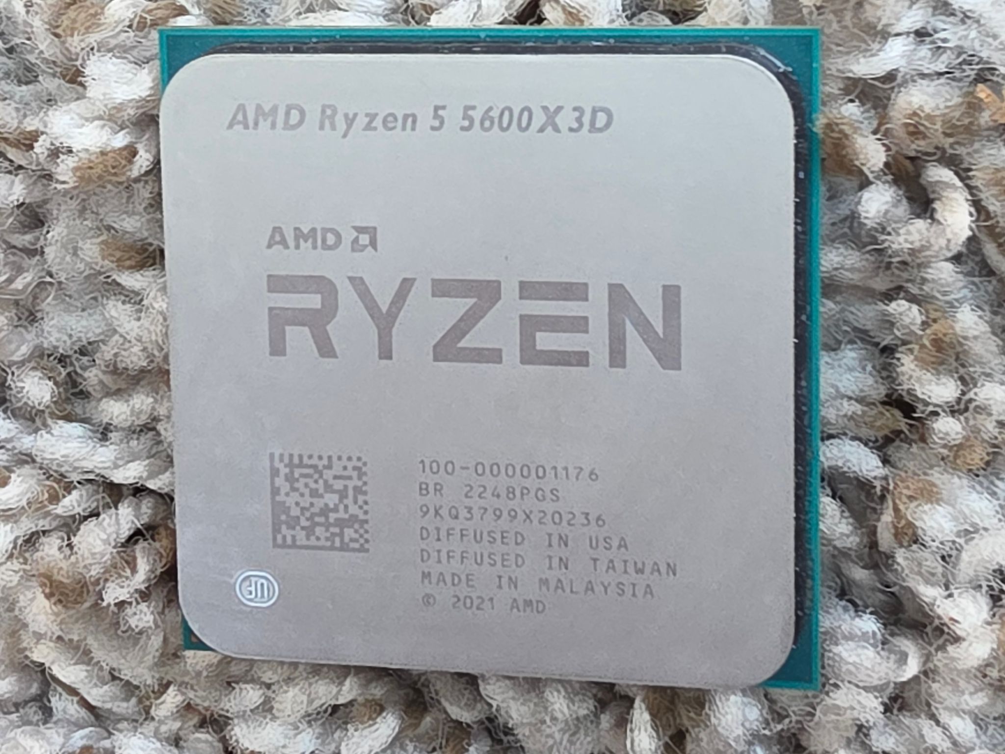 AMD Ryzen 5 5600X3D