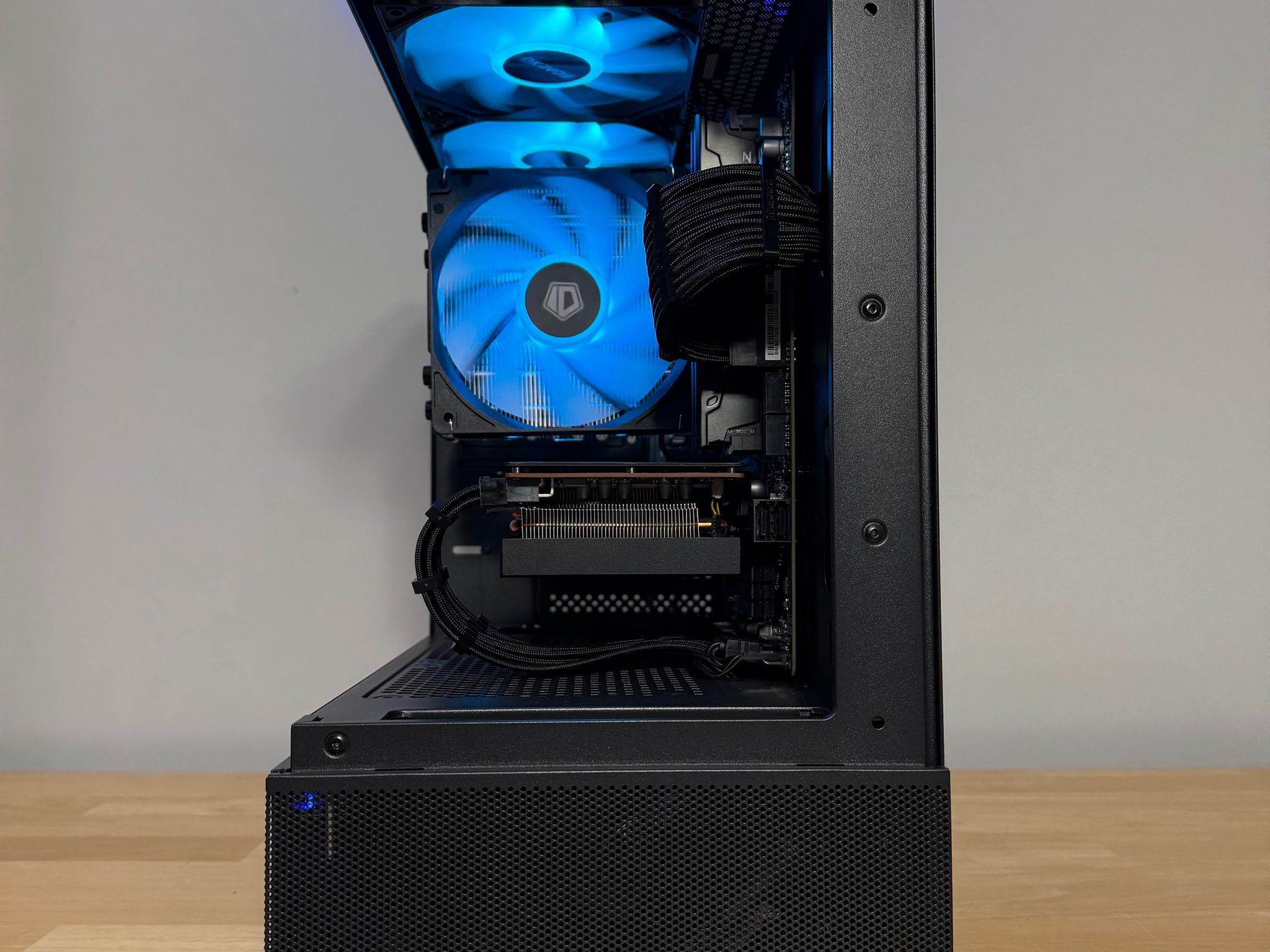 Great Value 1440p Gaming PC-Rx 6750 xt 12GB-Ryzen 5 3600-1TB SSD-16GB Ram