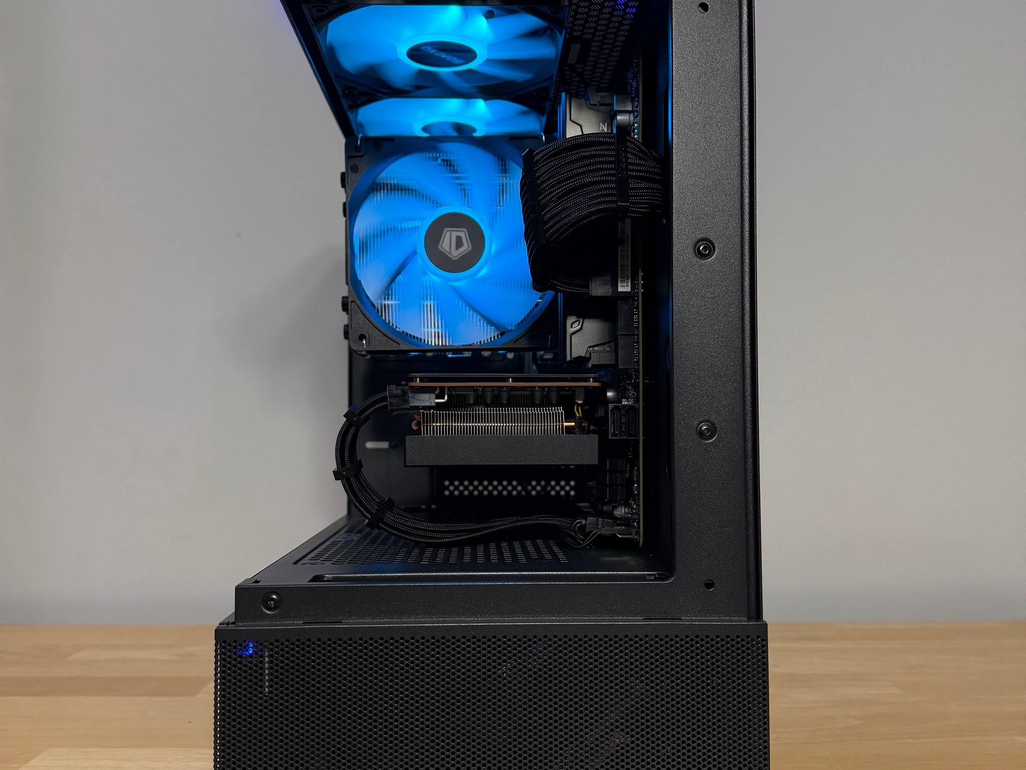 Great Value 1440p Gaming PC-Rx 6750 xt 12GB-Ryzen 5 3600-1TB SSD-16GB Ram