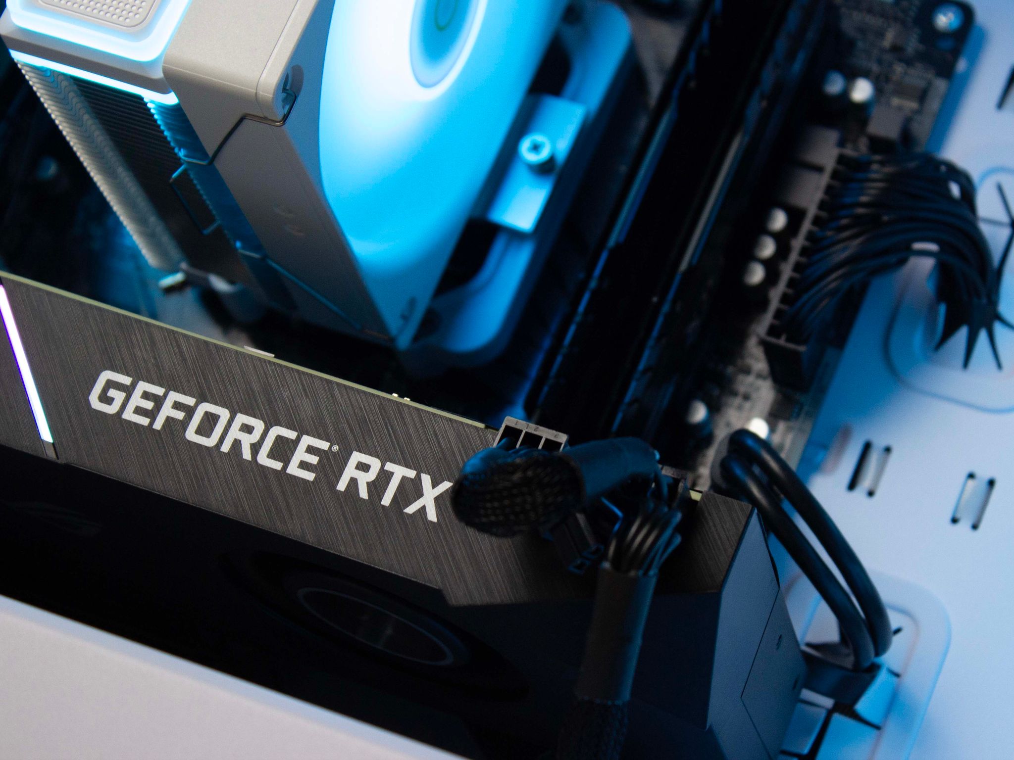 🧊❄️🧊 White Gaming PC – RTX 2070 Super, Ryzen 5 5500, 16GB RAM, 512GB SSD - WiFi, BlueTooth 🧊❄️🧊